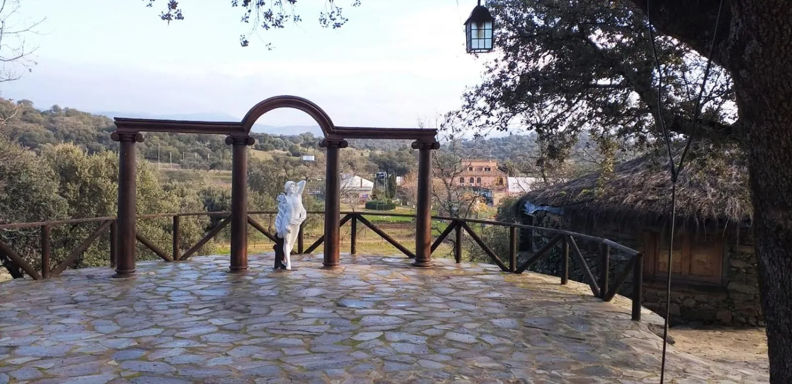 Restaurant/places to eat in complejo rural el prado