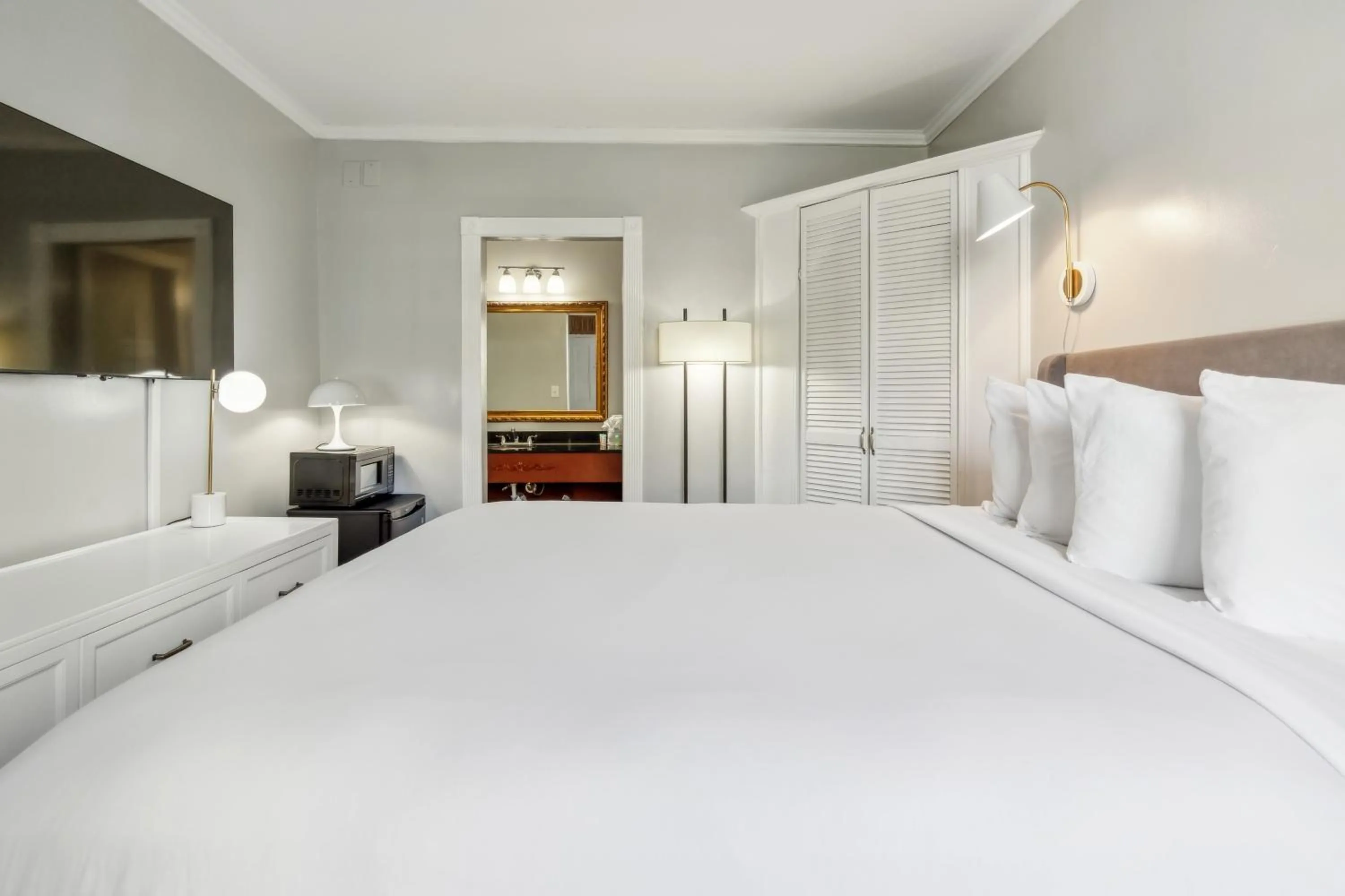 Photo of the whole room, Bed in Maison Saint Charles