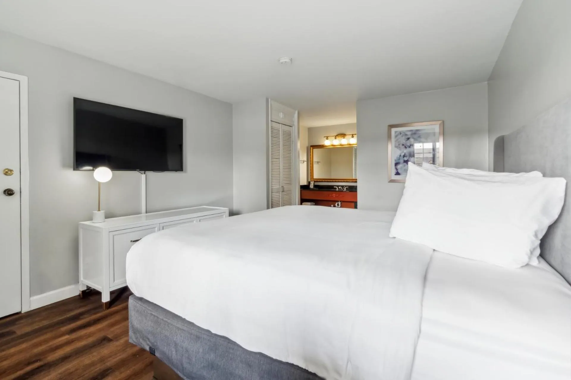 Bedroom, Bed in Maison Saint Charles