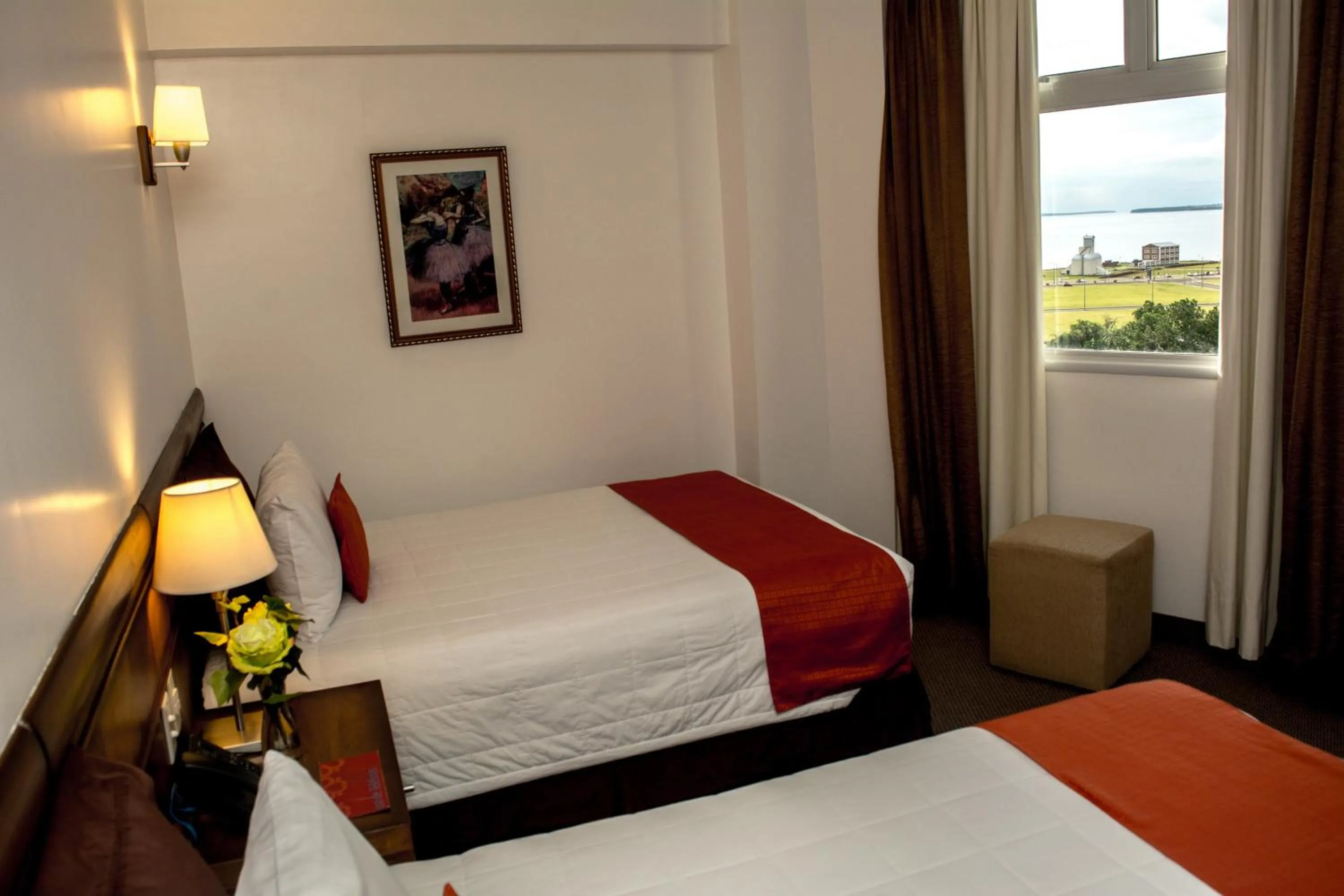 Bed in De la Trinidad Hotel