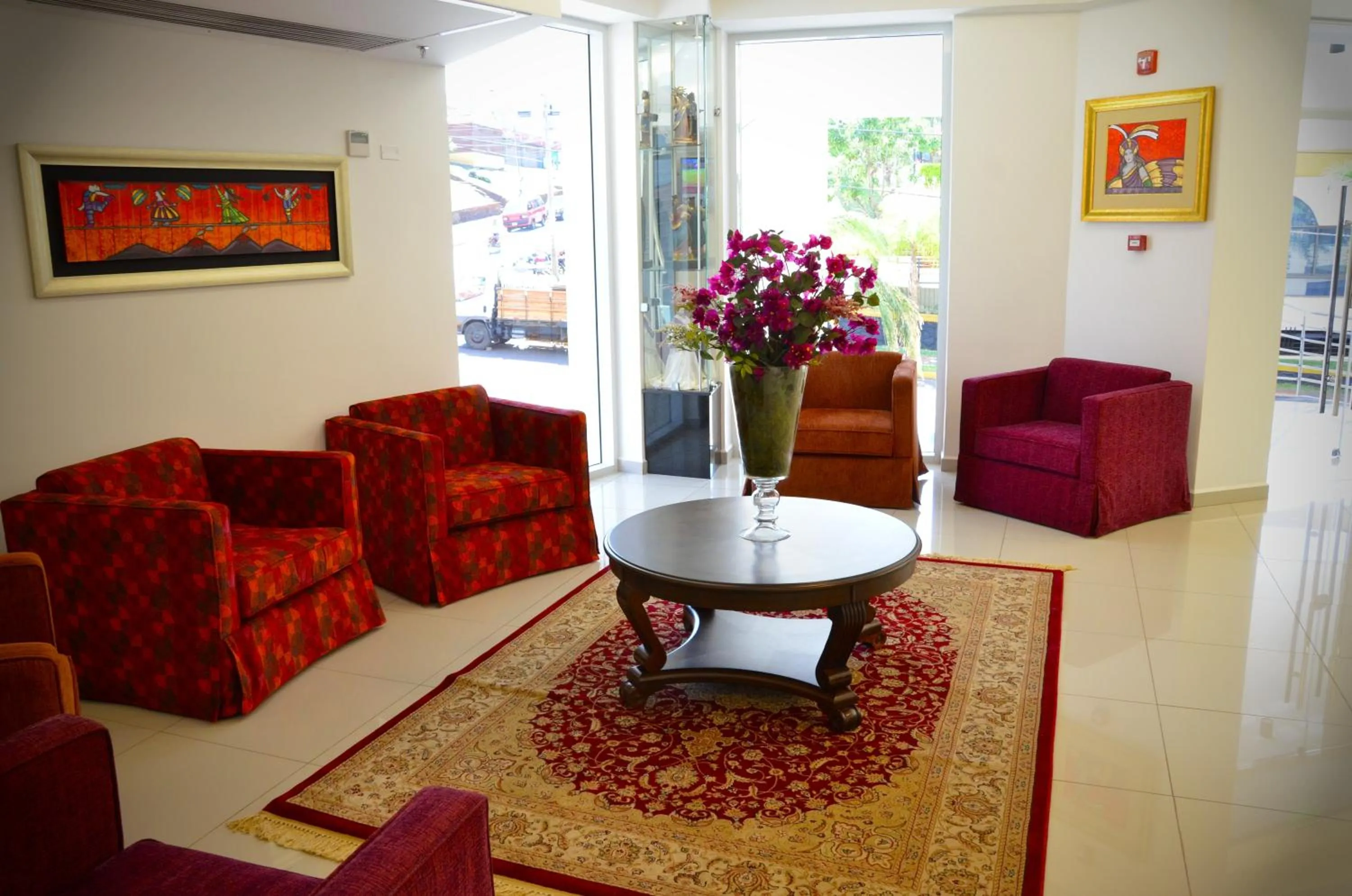 Lobby or reception in De la Trinidad Hotel