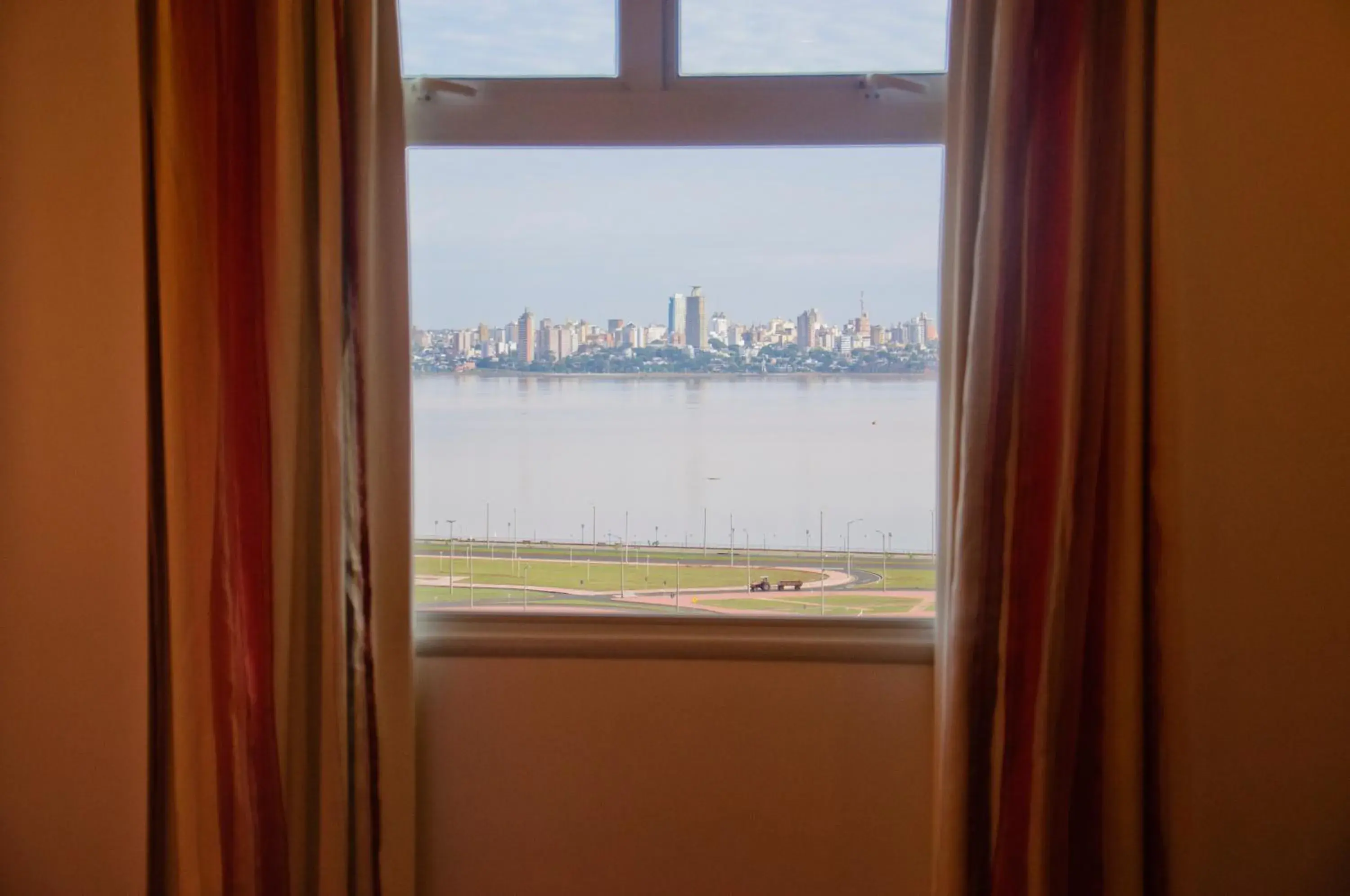 Bedroom, View in De la Trinidad Hotel