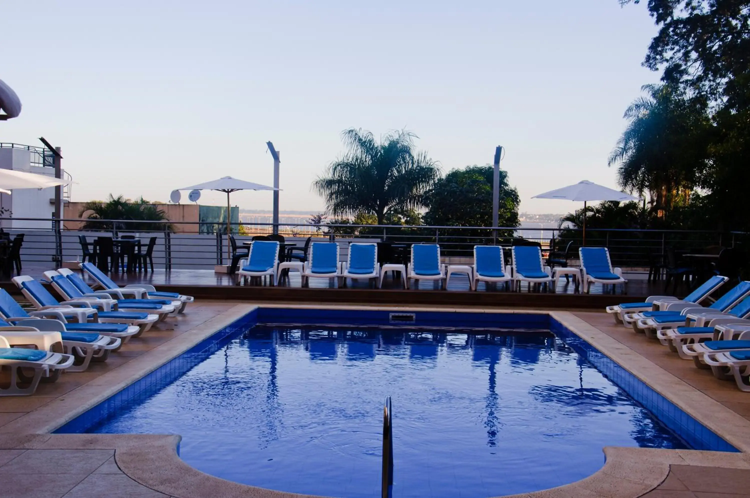 Swimming Pool in De la Trinidad Hotel