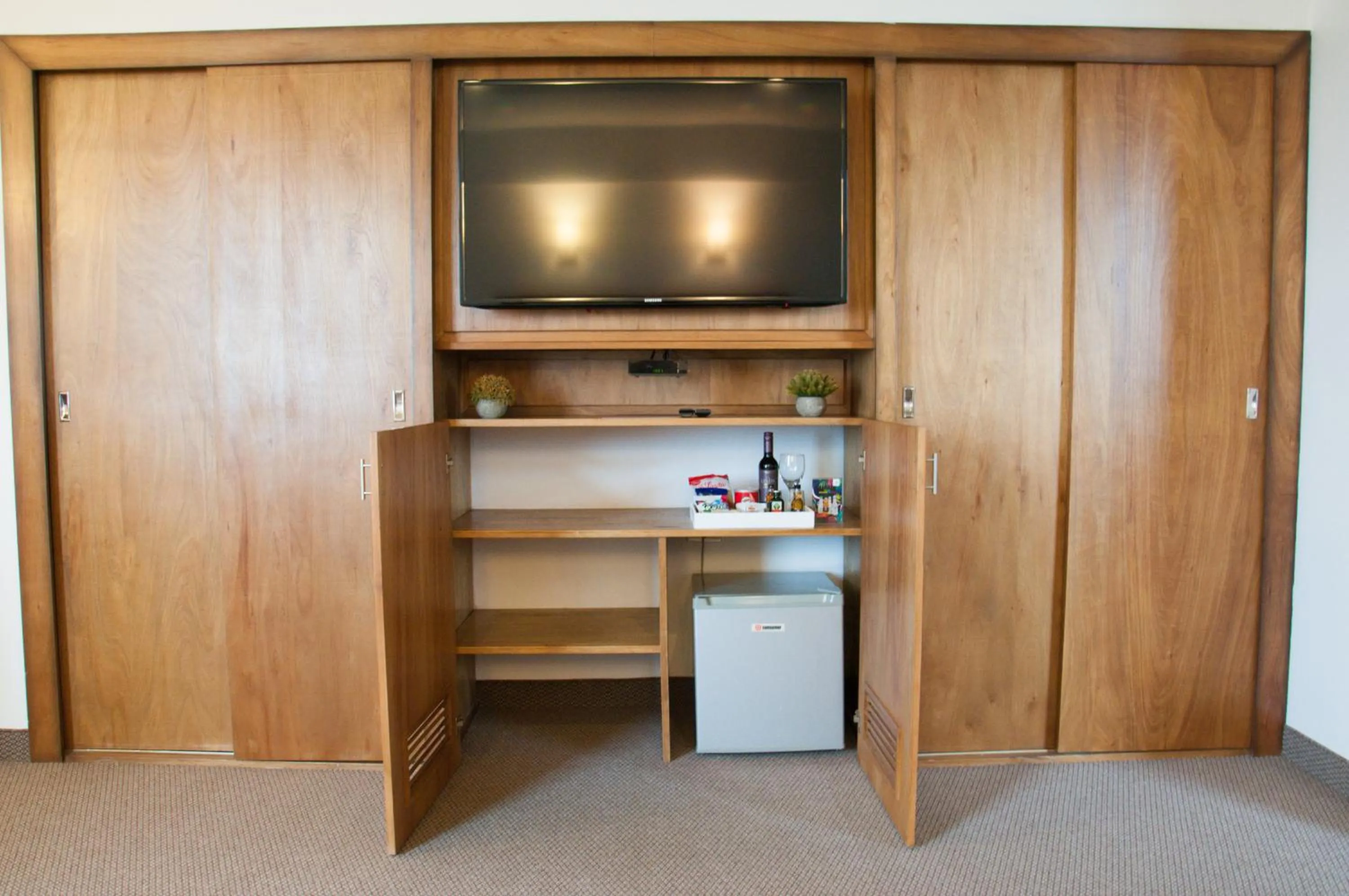 De la Trinidad Hotel