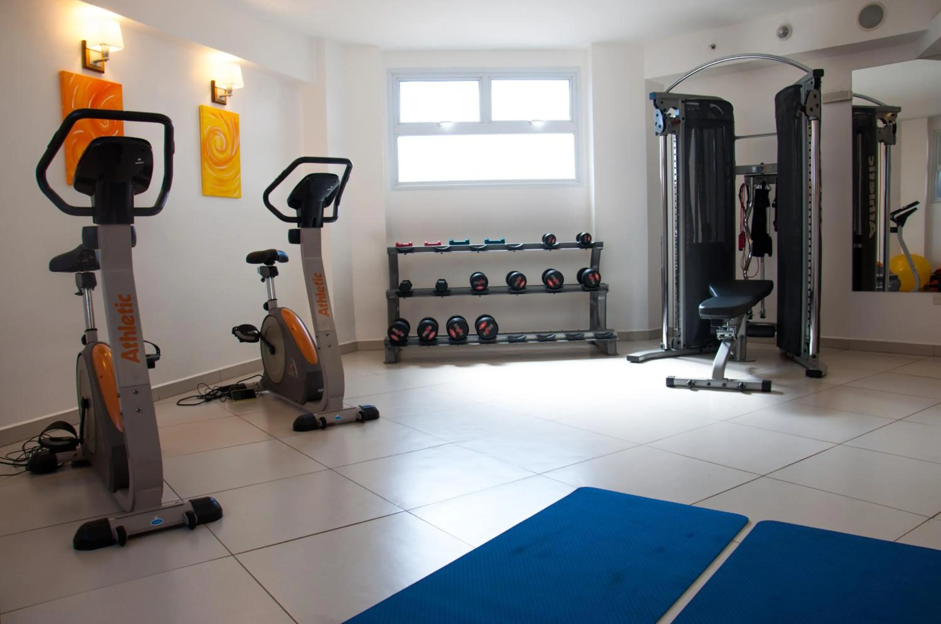 Fitness centre/facilities in De la Trinidad Hotel