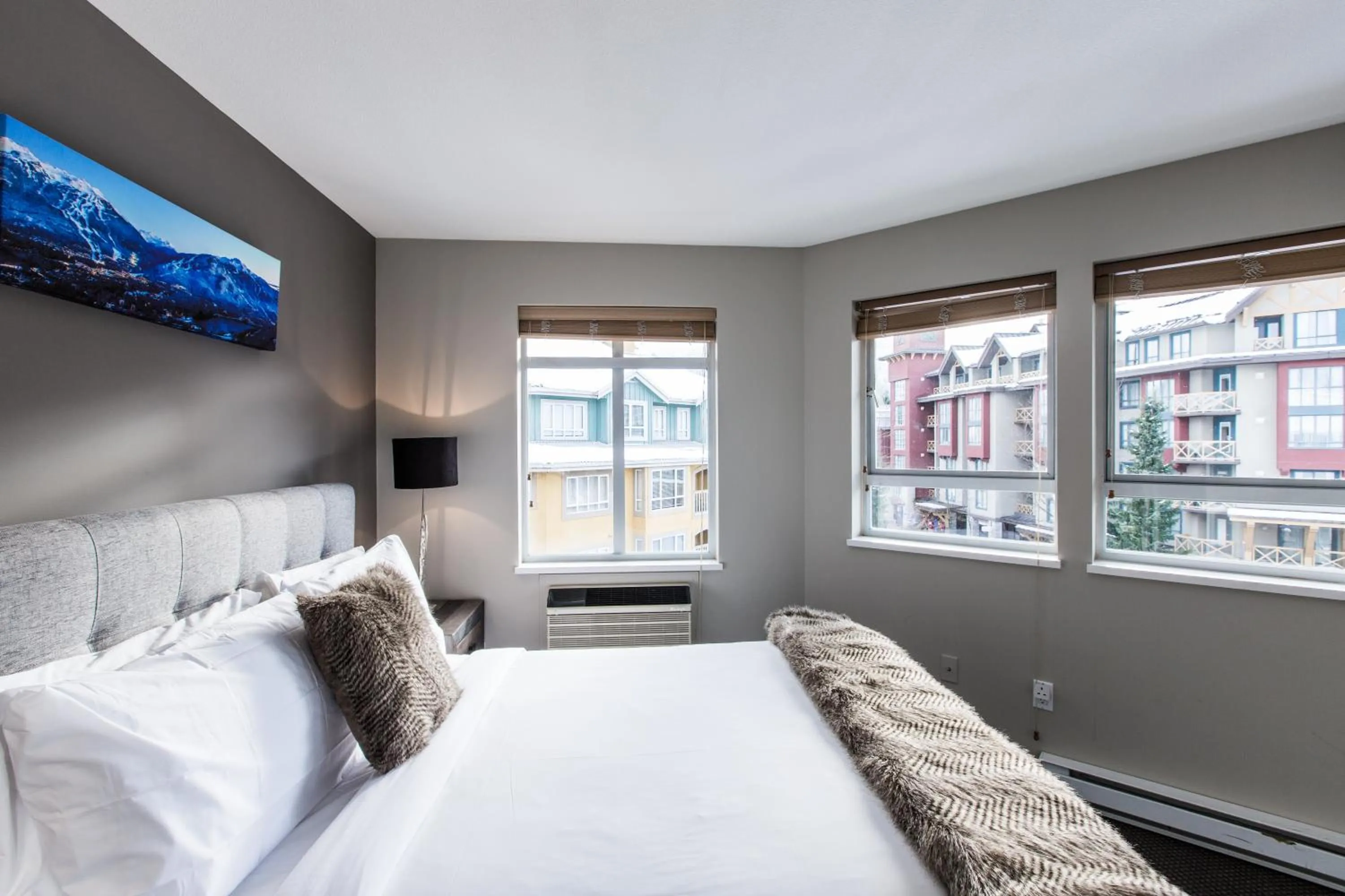Bedroom, Bed in Whistler Blackcomb Vacation Rentals - Village North