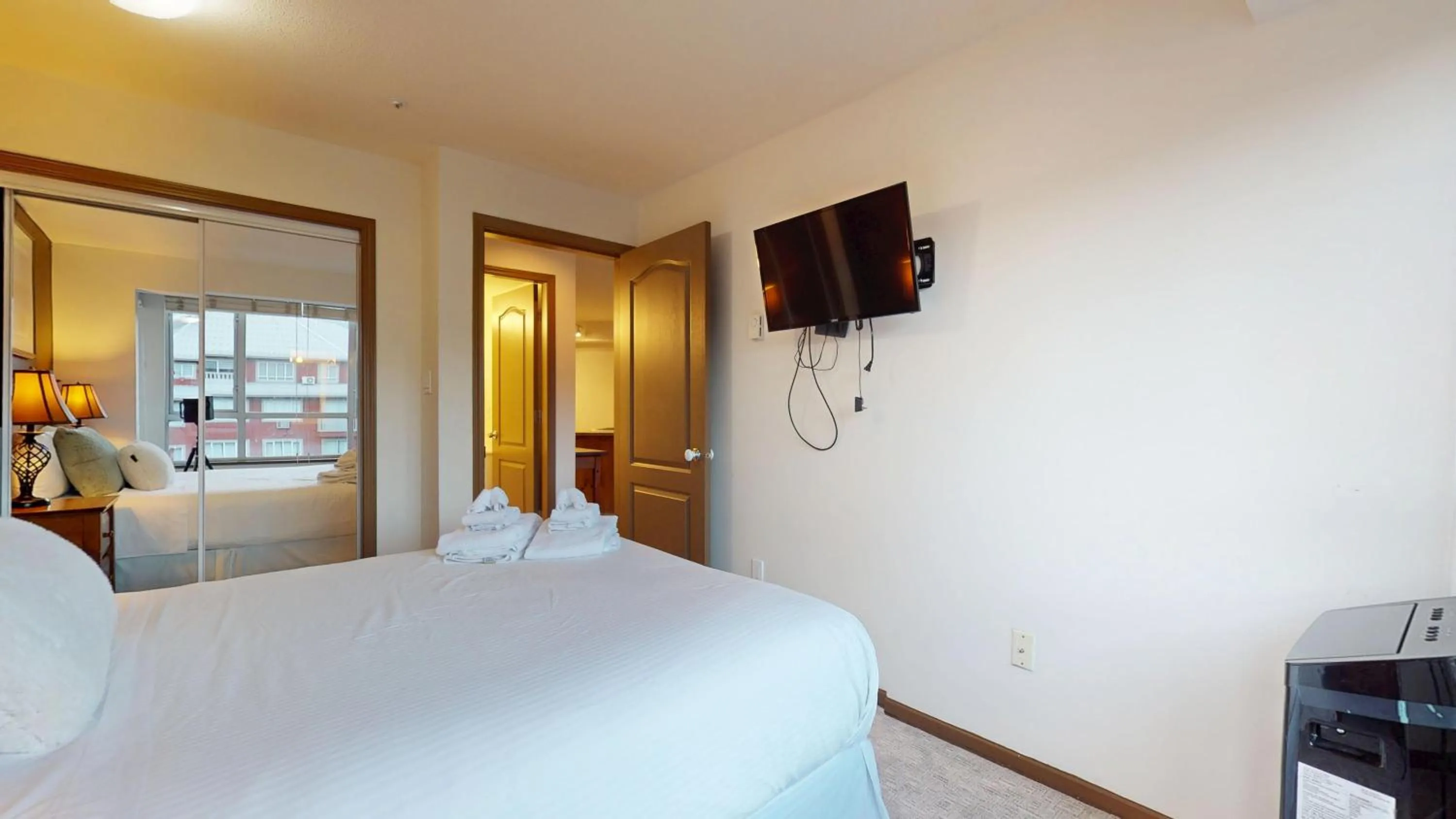 Bed in Whistler Blackcomb Vacation Rentals - Village North