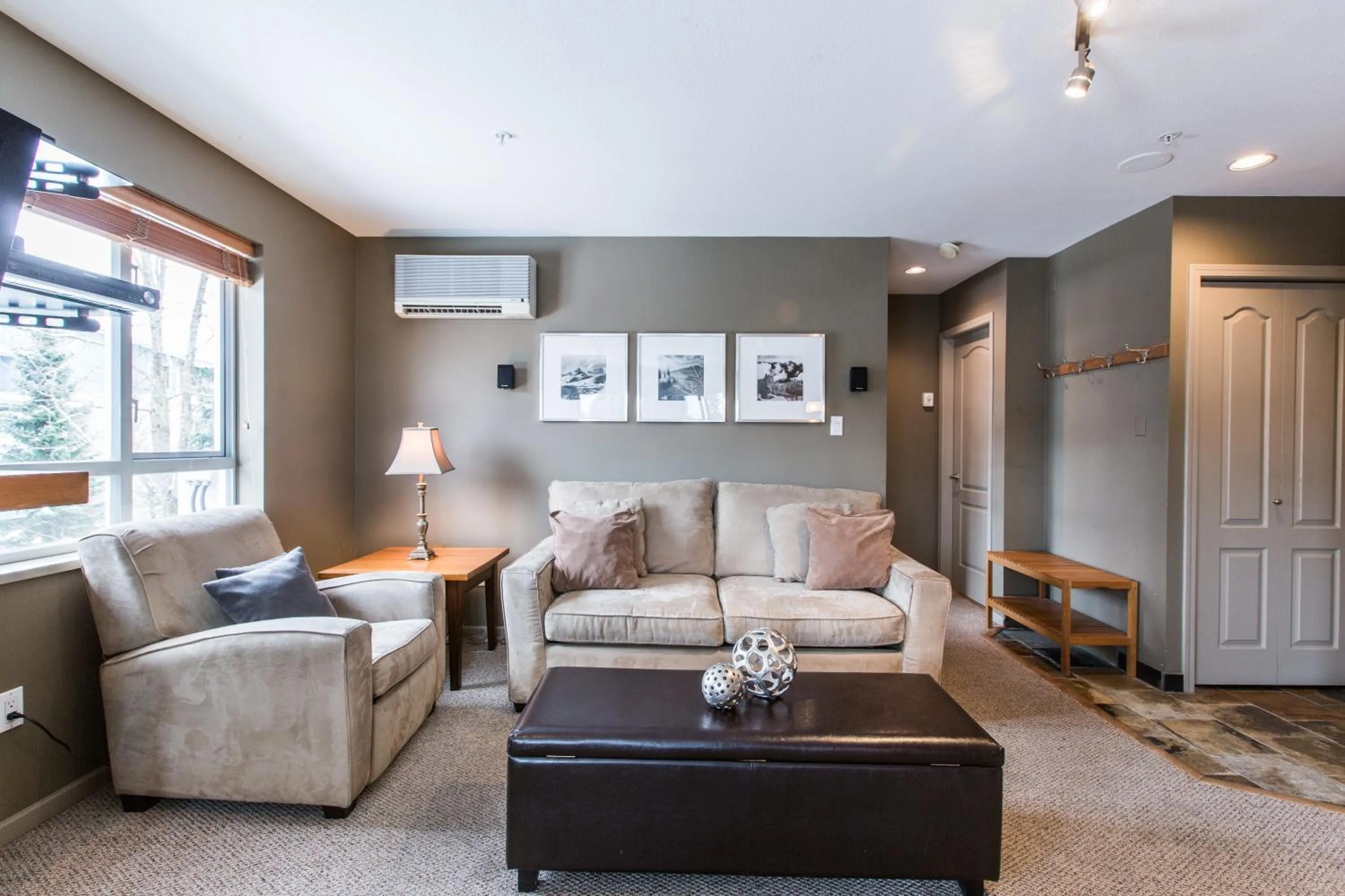 Living room in Whistler Blackcomb Vacation Rentals - Village North