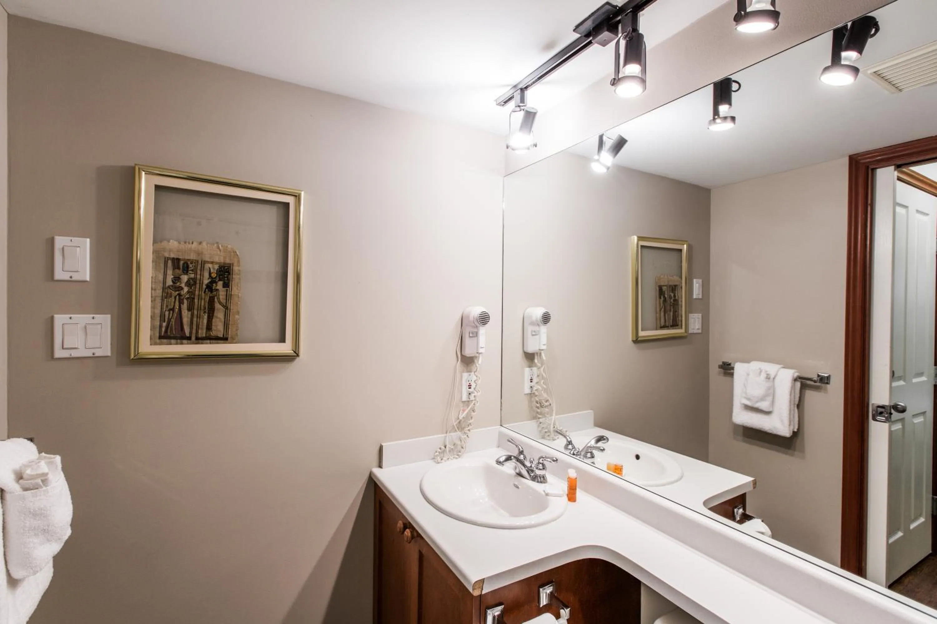 Bathroom in Whistler Blackcomb Vacation Rentals - Village North
