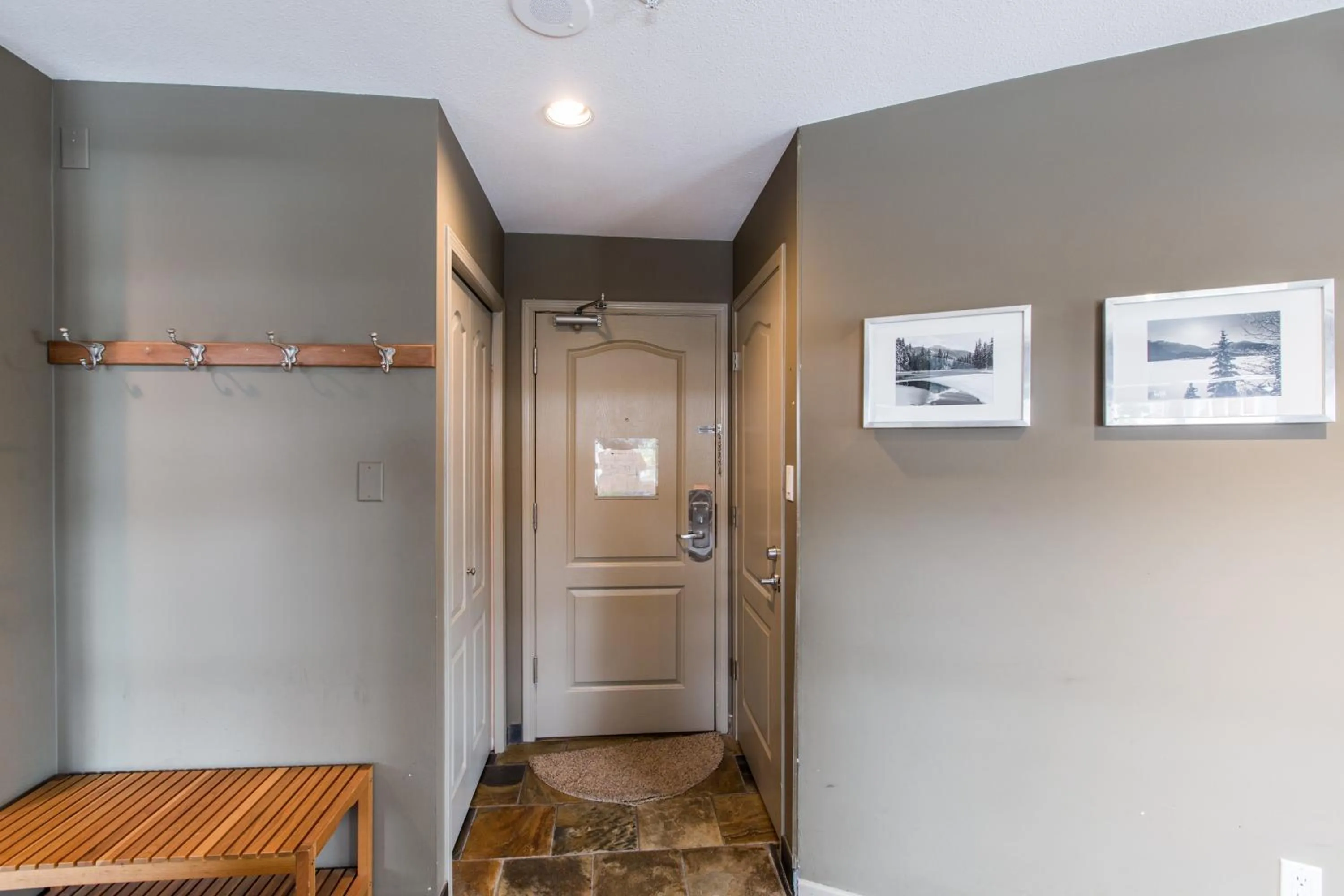 Area and facilities in Whistler Blackcomb Vacation Rentals - Village North