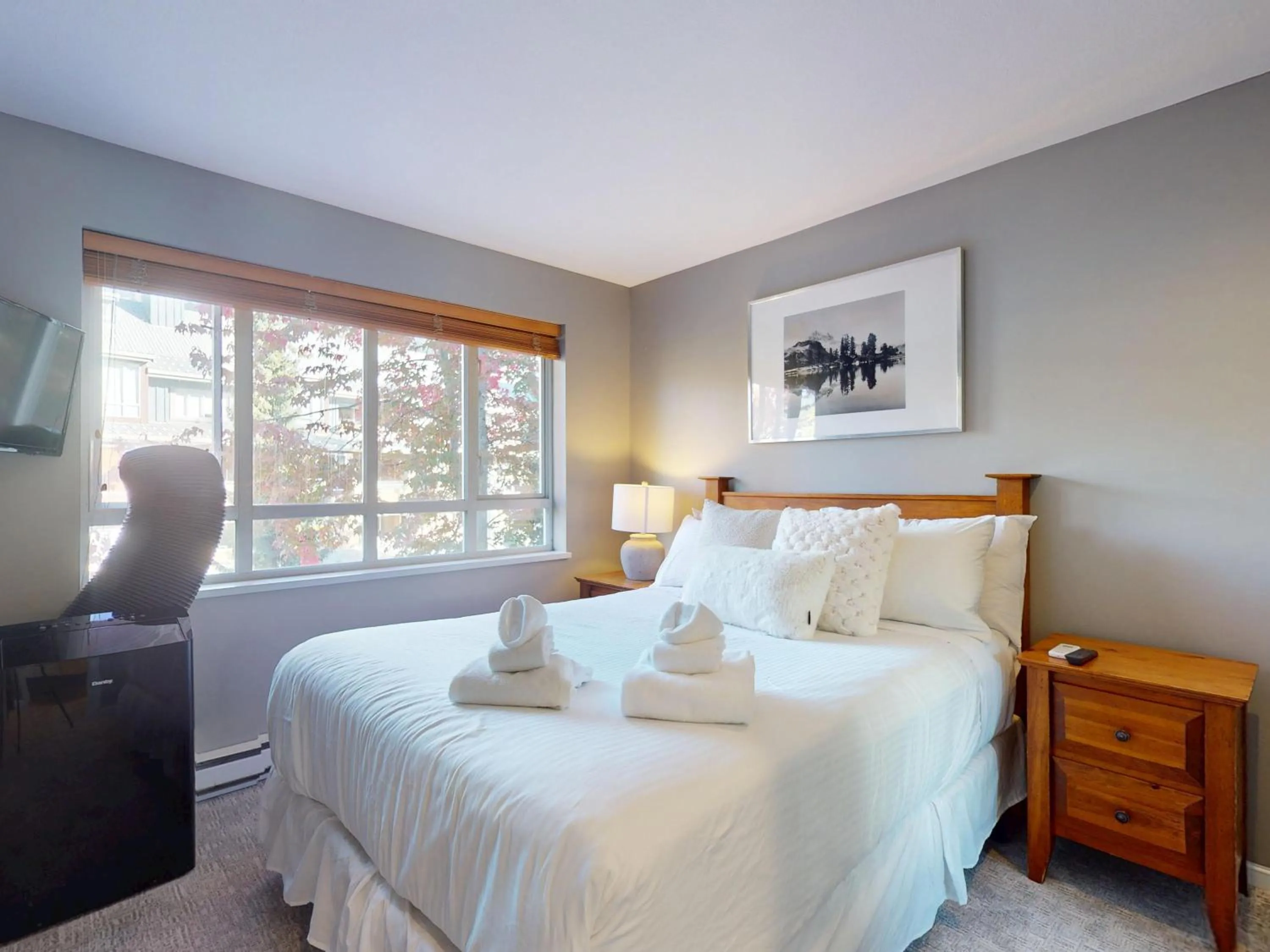 Bed in Whistler Blackcomb Vacation Rentals - Village North