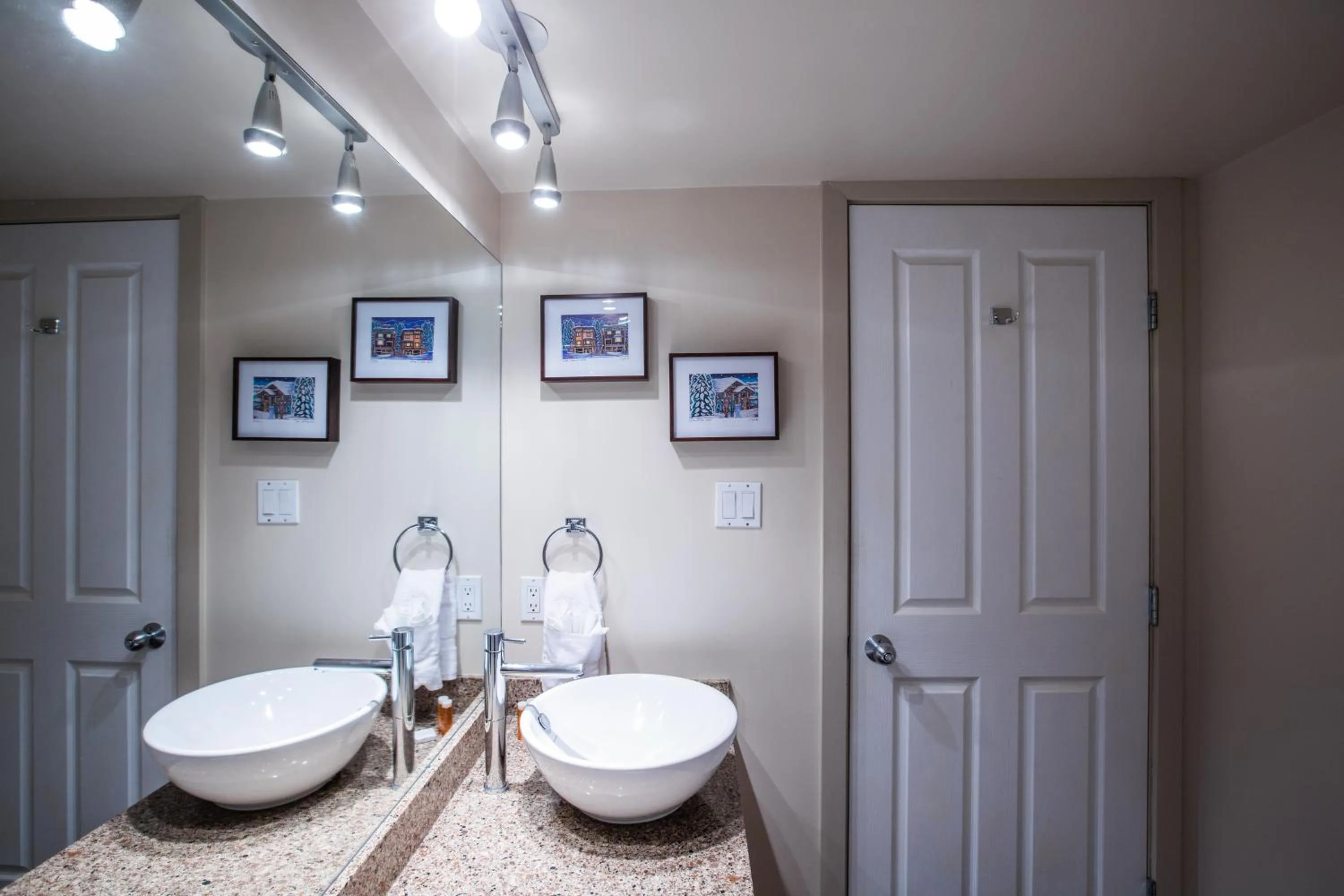 Bathroom in Whistler Blackcomb Vacation Rentals - Village North