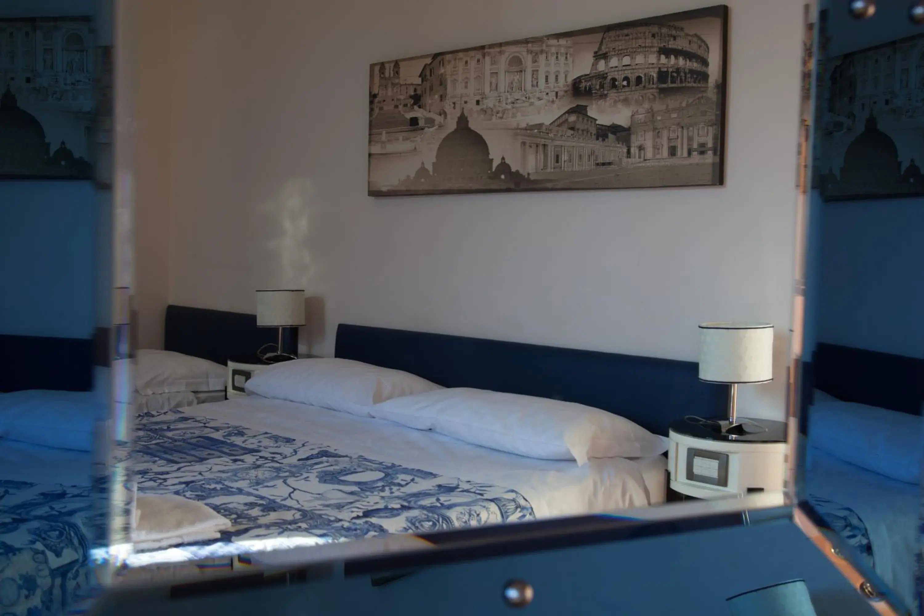 Photo of the whole room, Bed in White Vatican Photo of the whole room, Bed in White Vatican