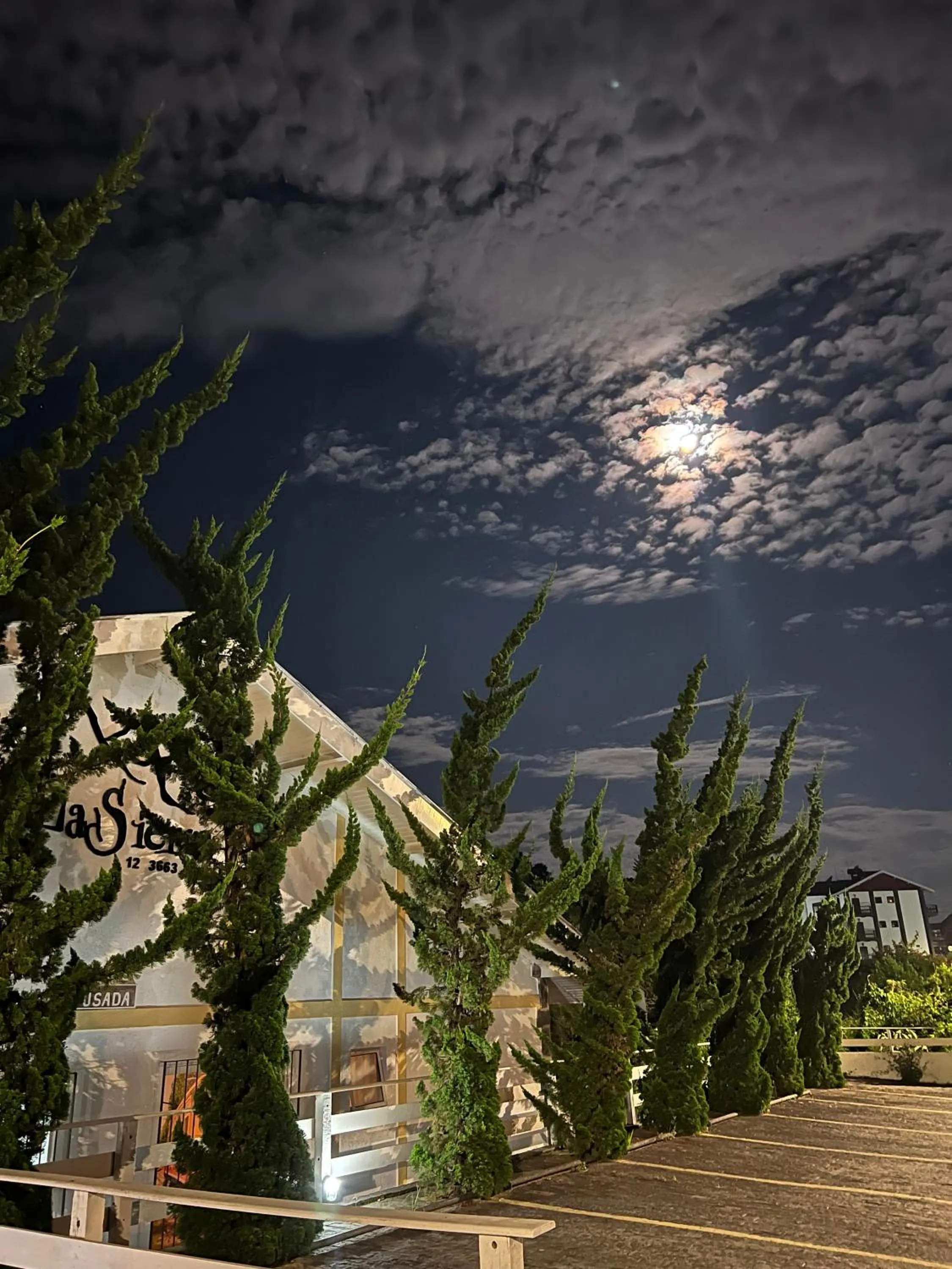 Night in Pousada La Sierra