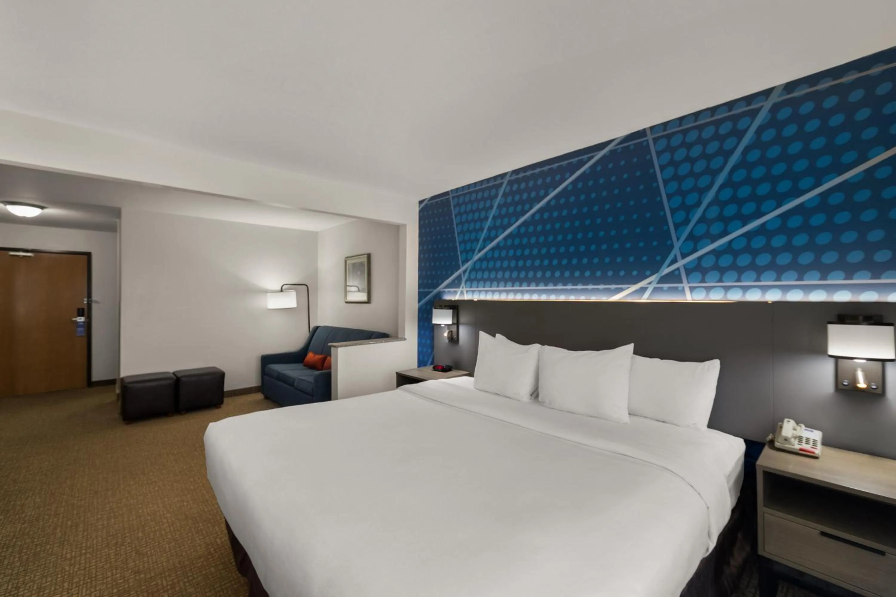 Bedroom, Bed in Comfort Inn & Suites Austin North Loop