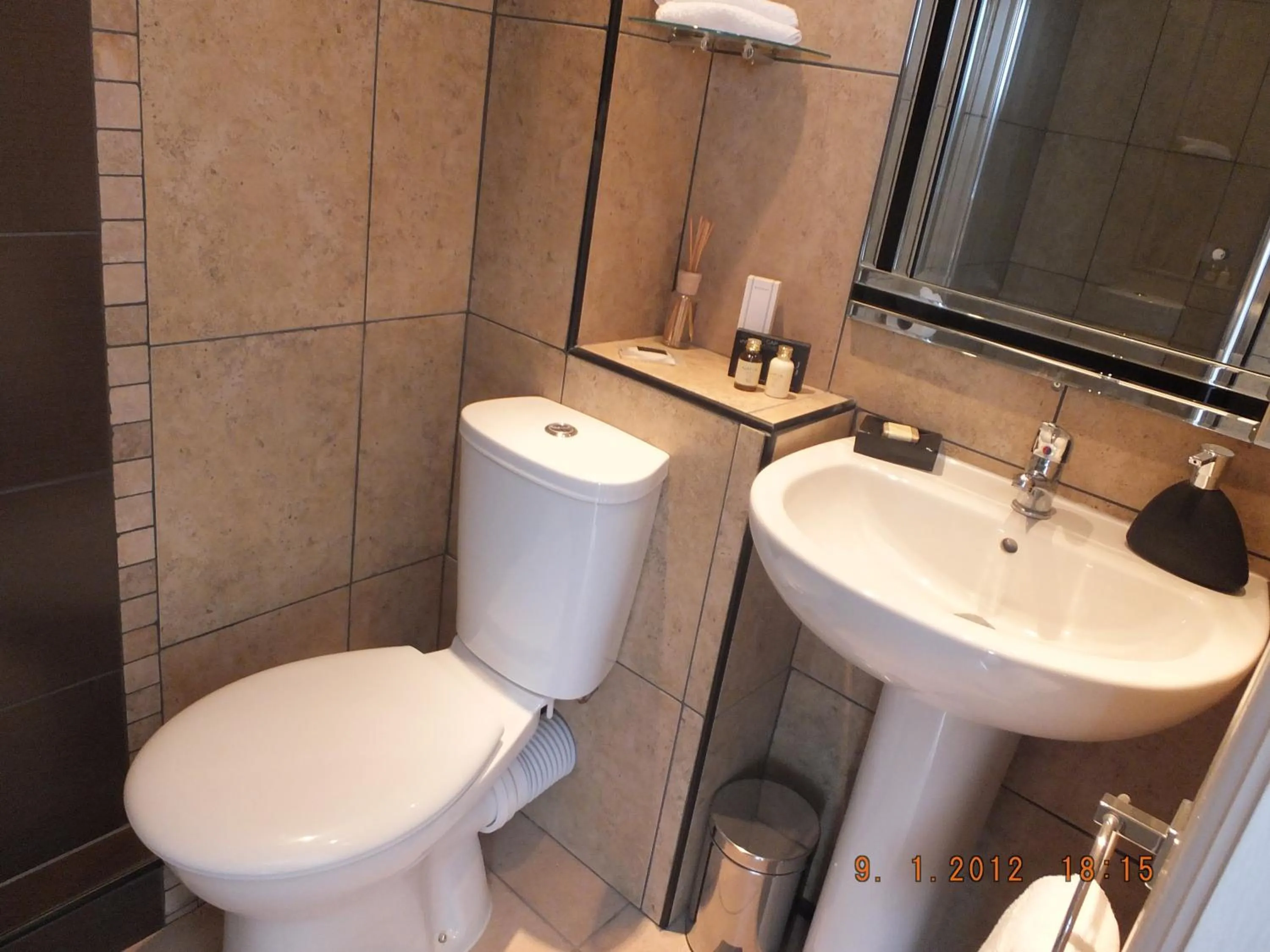 Bathroom in Jessamine House Hotel