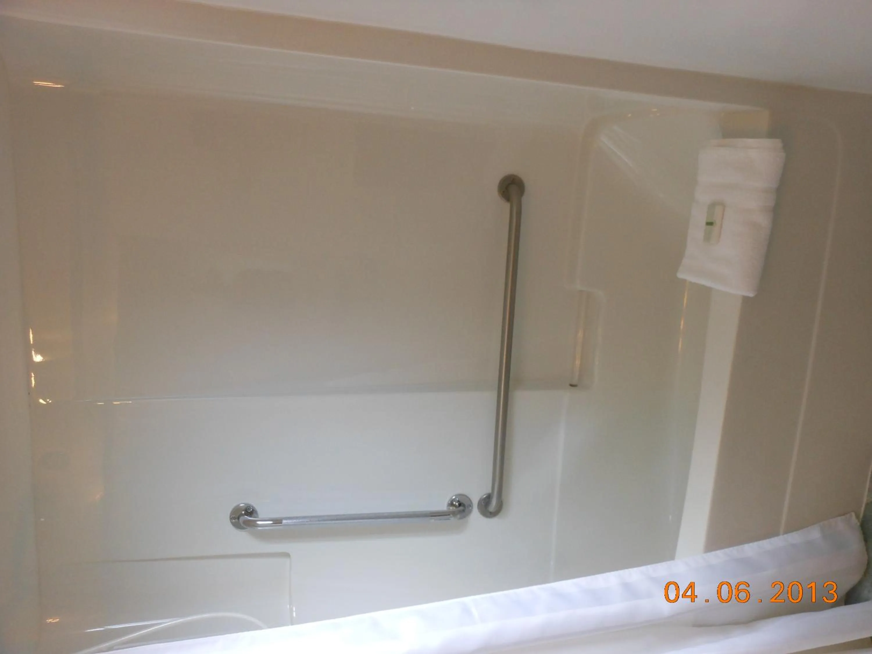 Bathroom in Mountain Springs Motel & RV Park