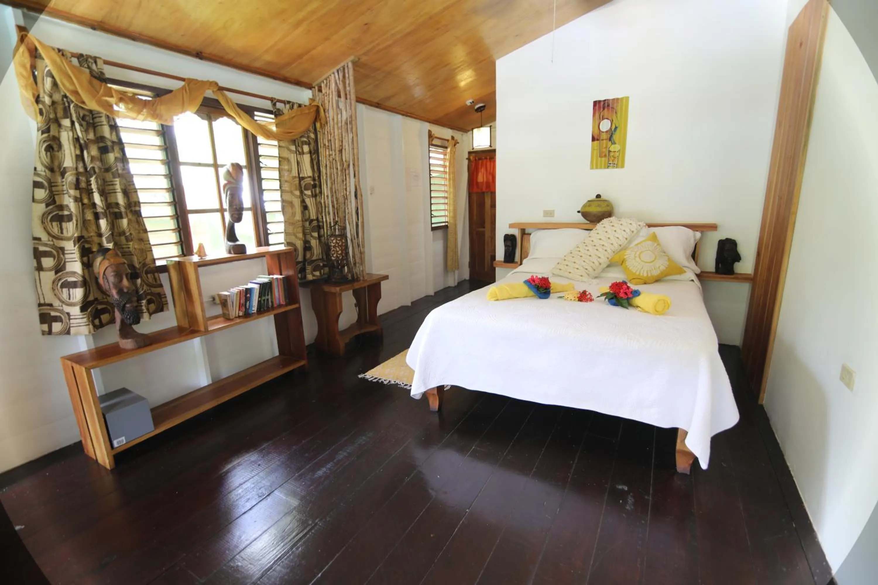 Bedroom, Bed in Zimbali Culinary Retreats