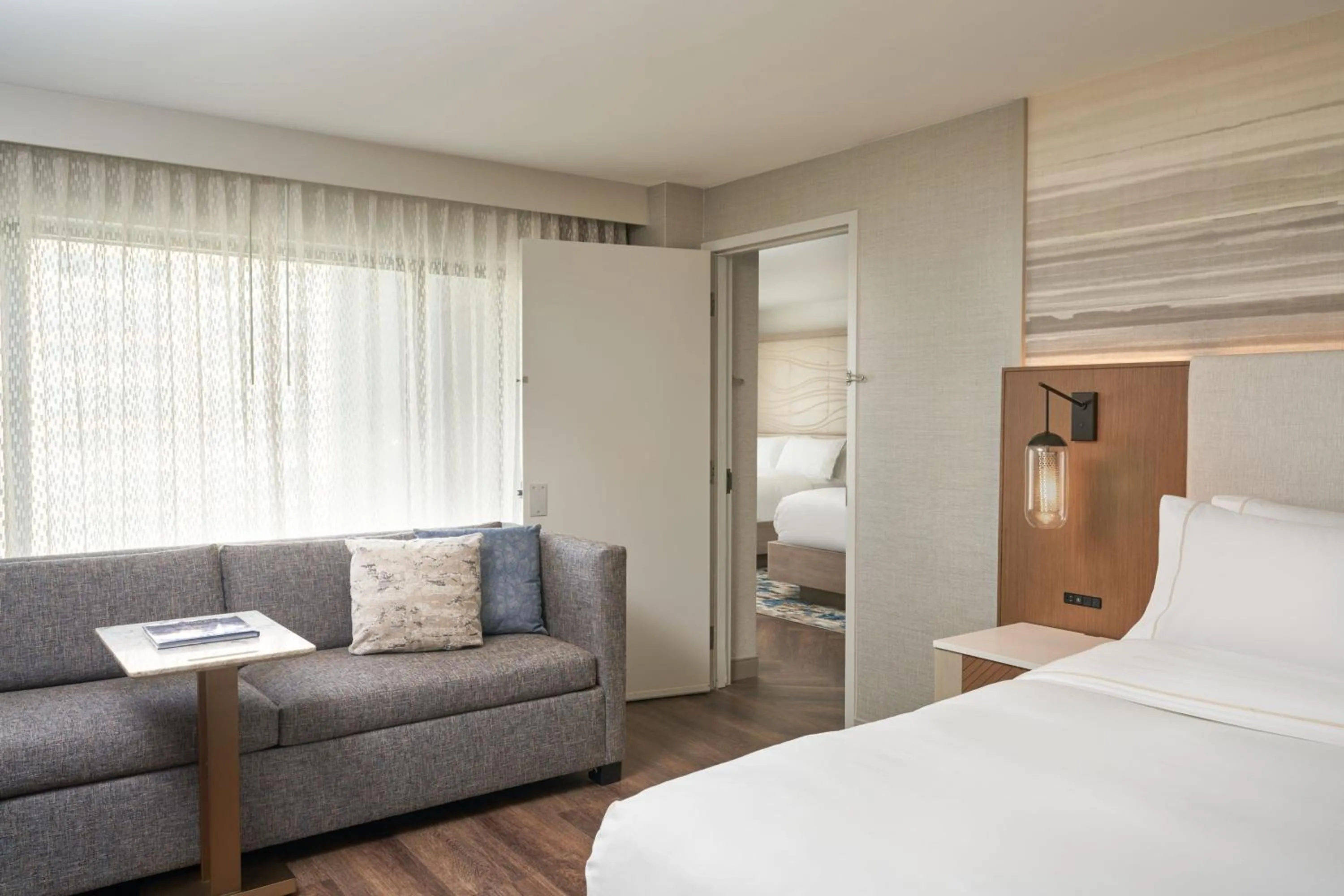 Photo of the whole room, Bed in The Westin Indianapolis