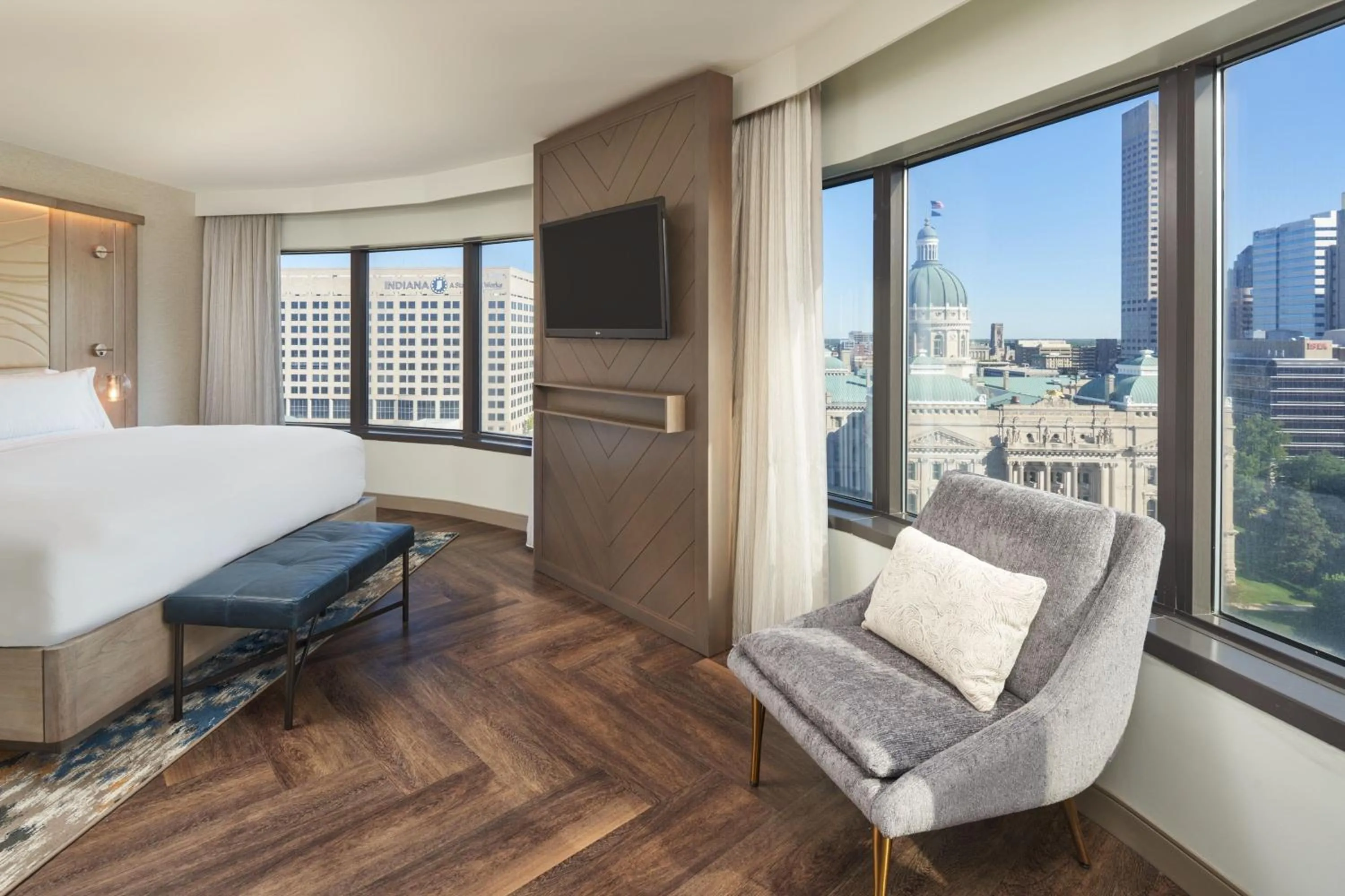 Photo of the whole room, Bed in The Westin Indianapolis