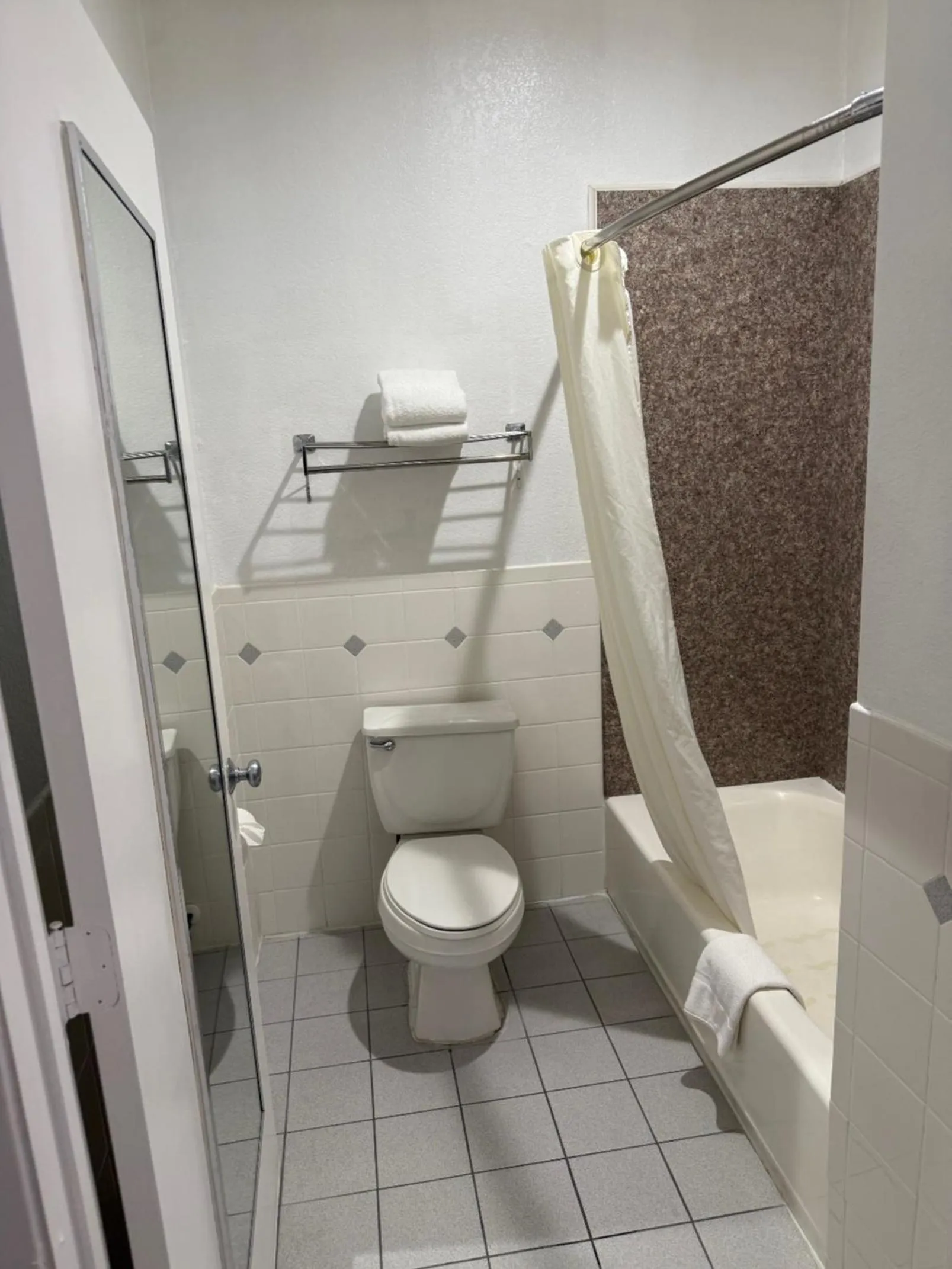 Days Inn by Wyndham Navasota