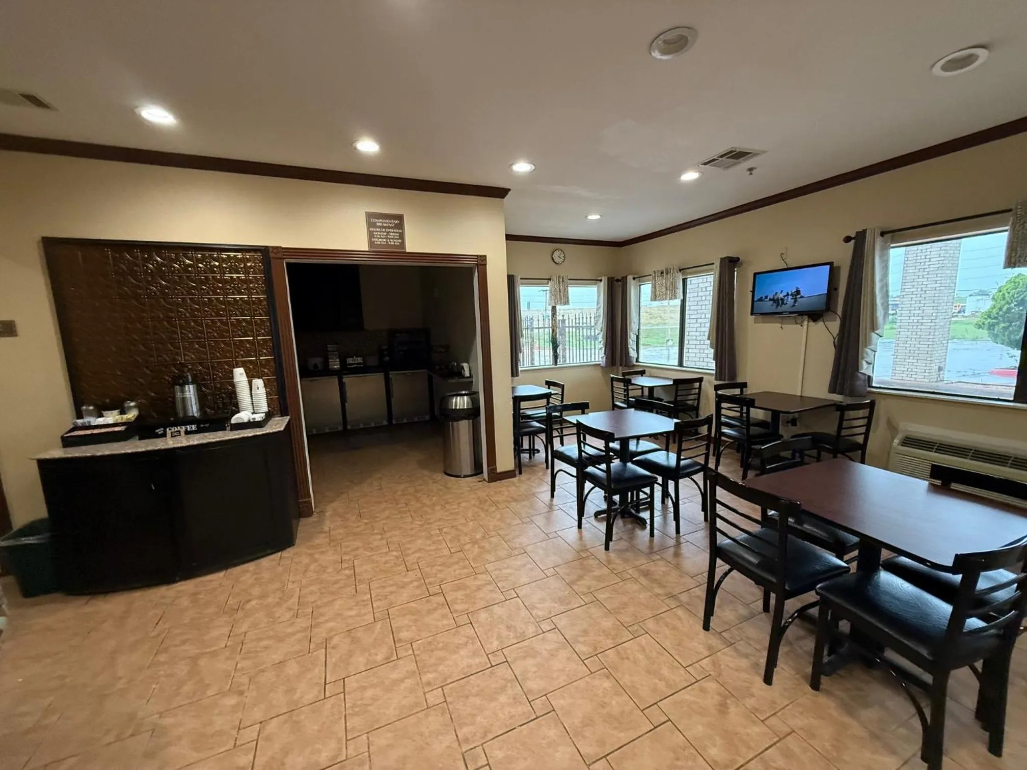 Dining area in Days Inn by Wyndham Navasota