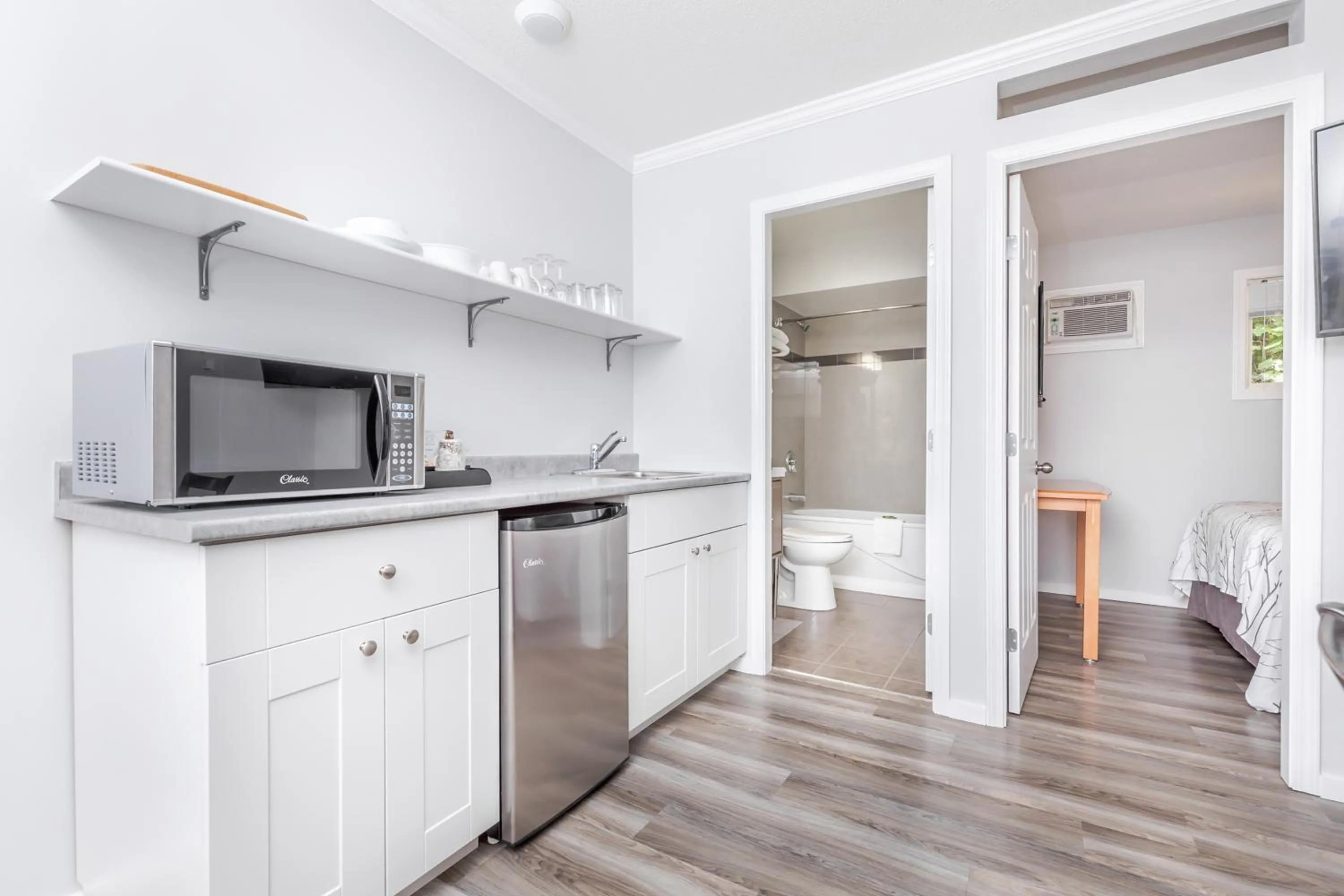 Kitchen or kitchenette in Westridge Motor Inn