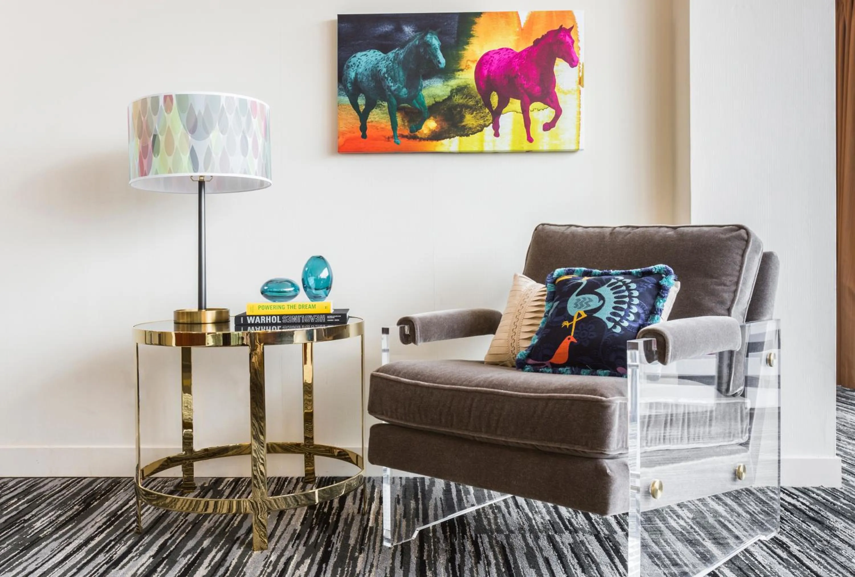 Seating area in Hotel Derek Houston Galleria