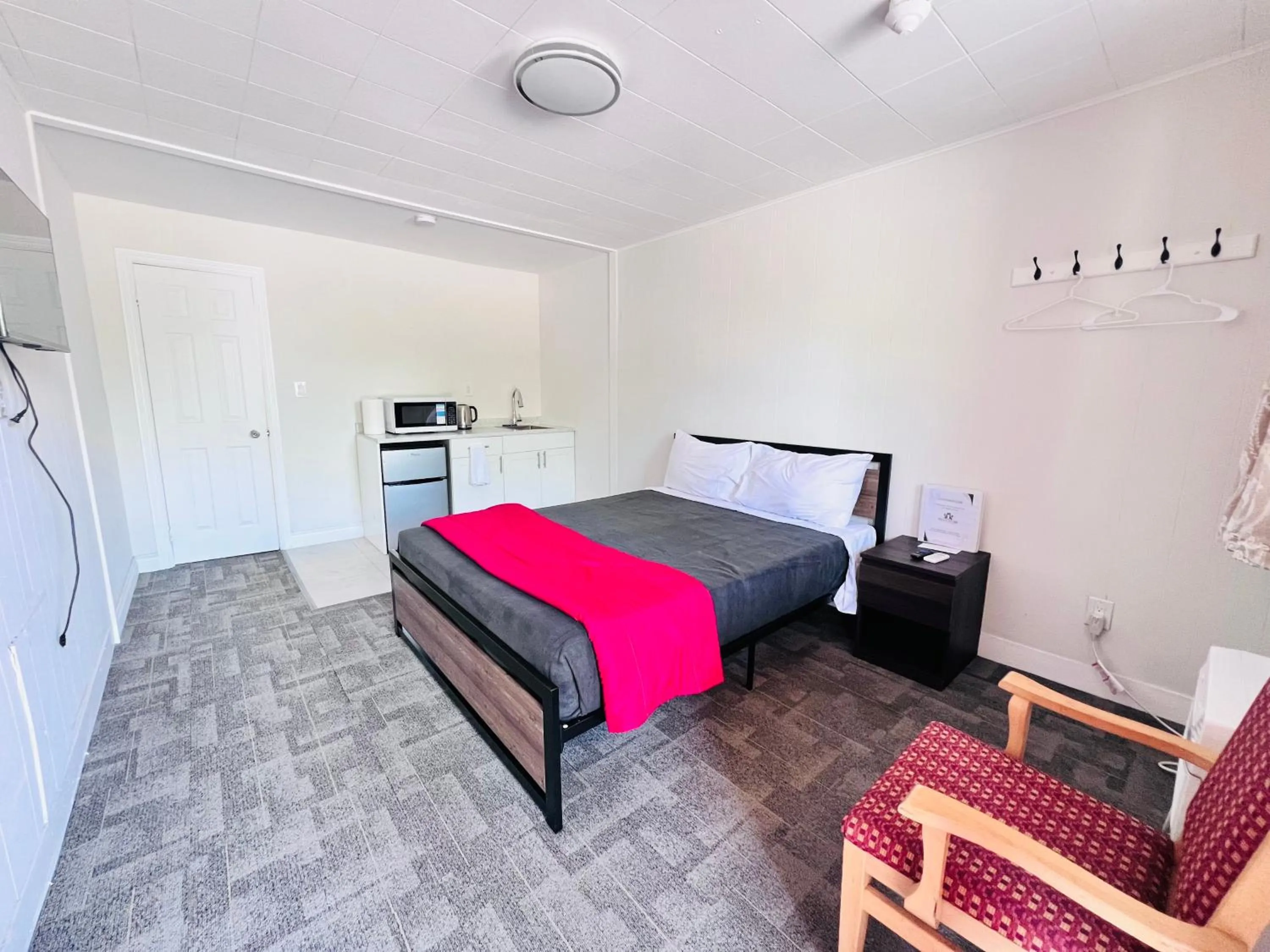 Bed in 6267 Persepolis Inn