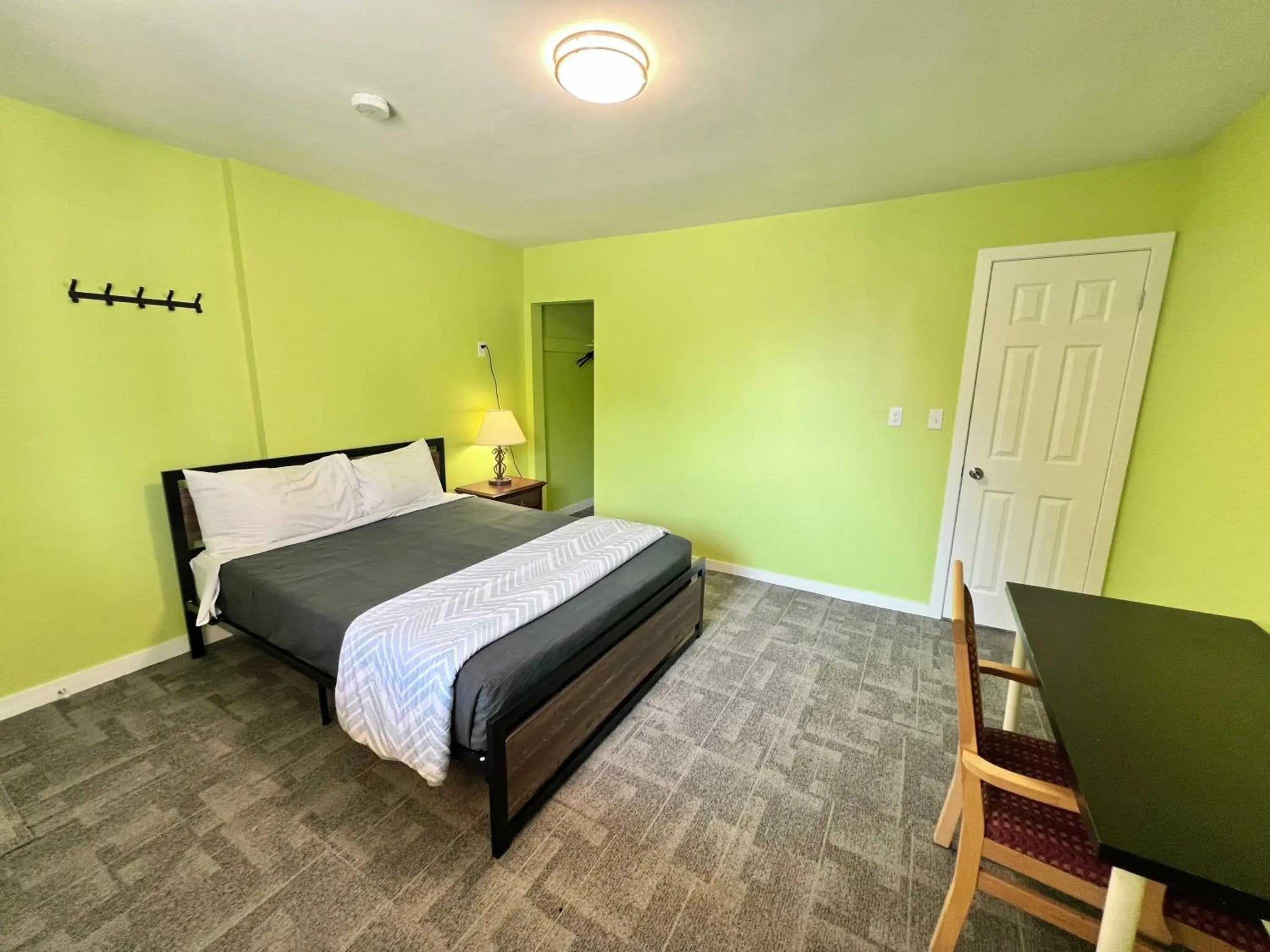 Bed in 6267 Persepolis Inn Bed in 6267 Persepolis Inn