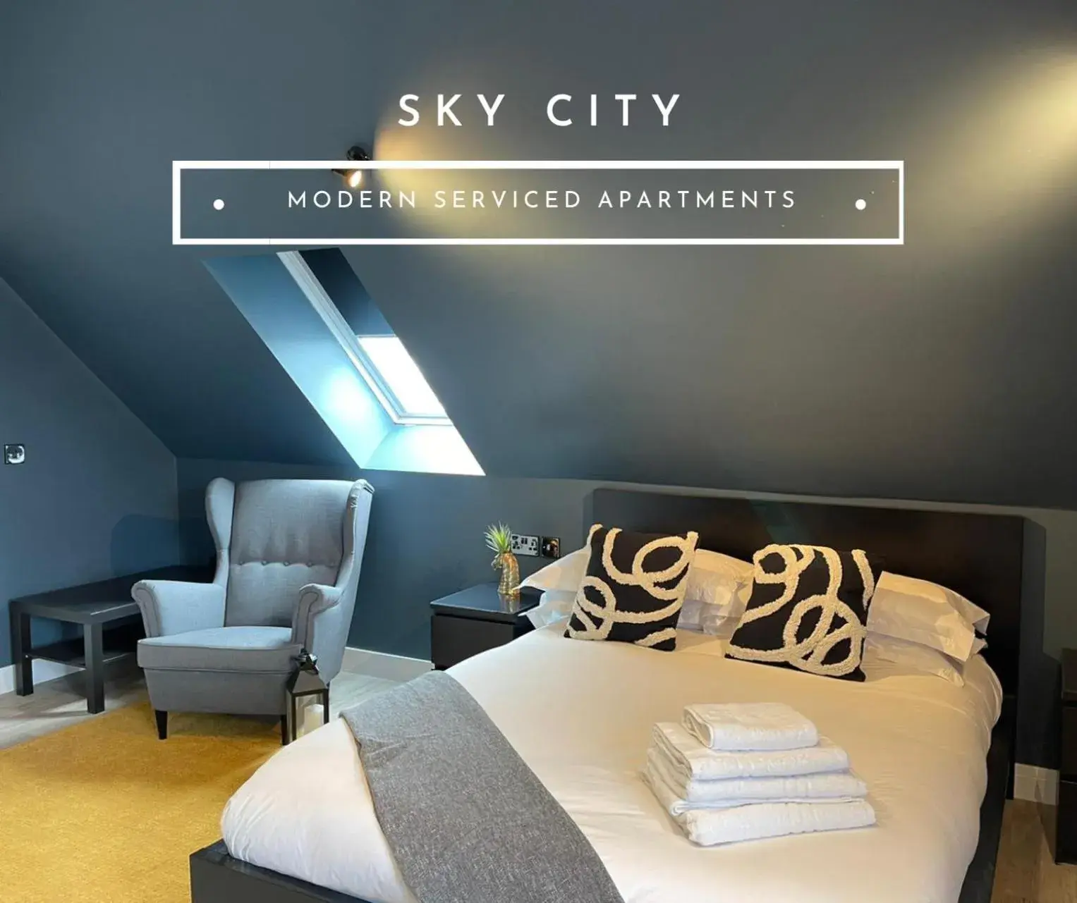 Bedroom, Bed in Sky City Apartments Bedroom, Bed in Sky City Apartments