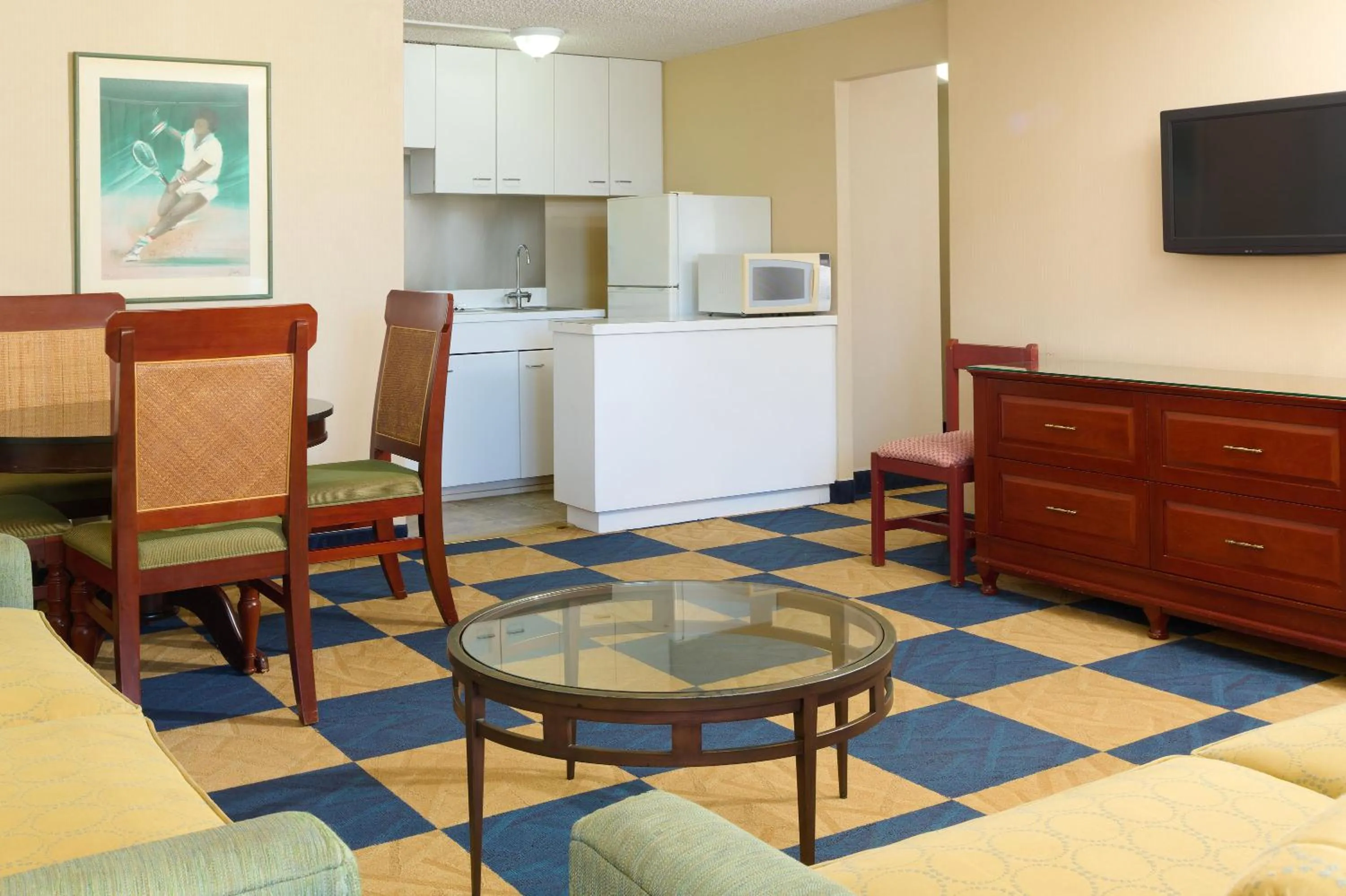 TV and multimedia in Ewa Hotel Waikiki