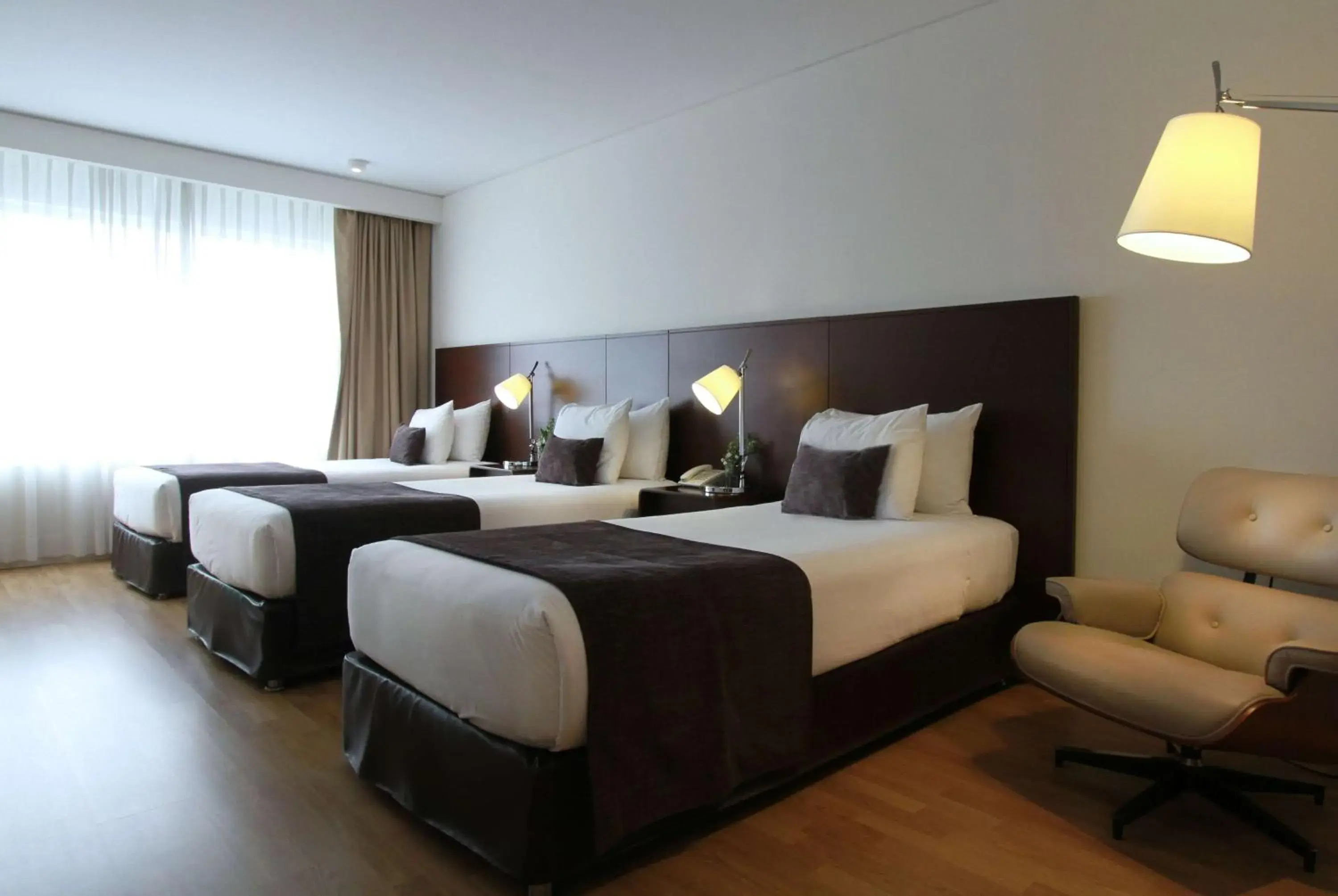 Photo of the whole room, Bed in Dazzler by Wyndham Lima Miraflores Photo of the whole room, Bed in Dazzler by Wyndham Lima Miraflores