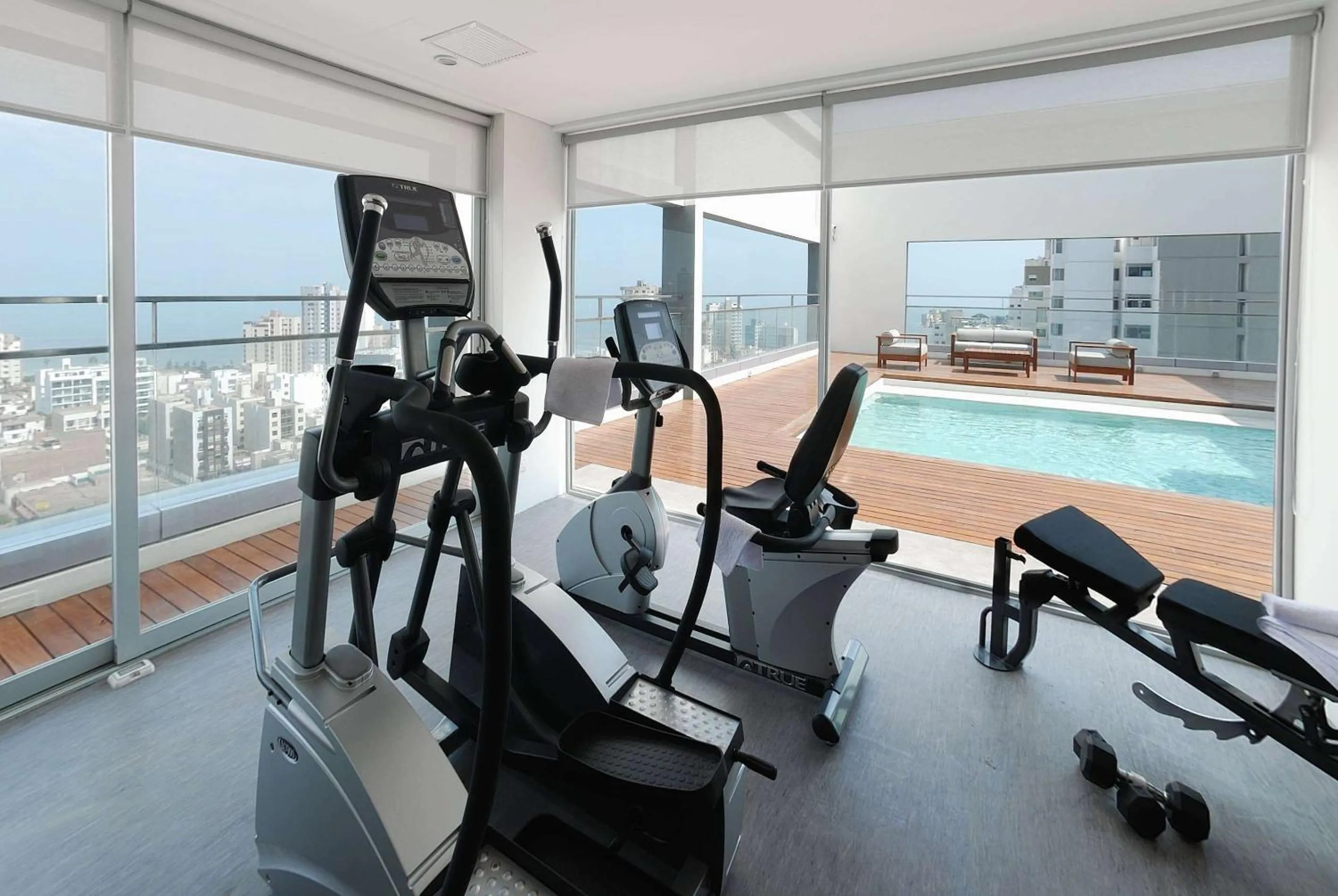 Fitness centre/facilities in Dazzler by Wyndham Lima Miraflores