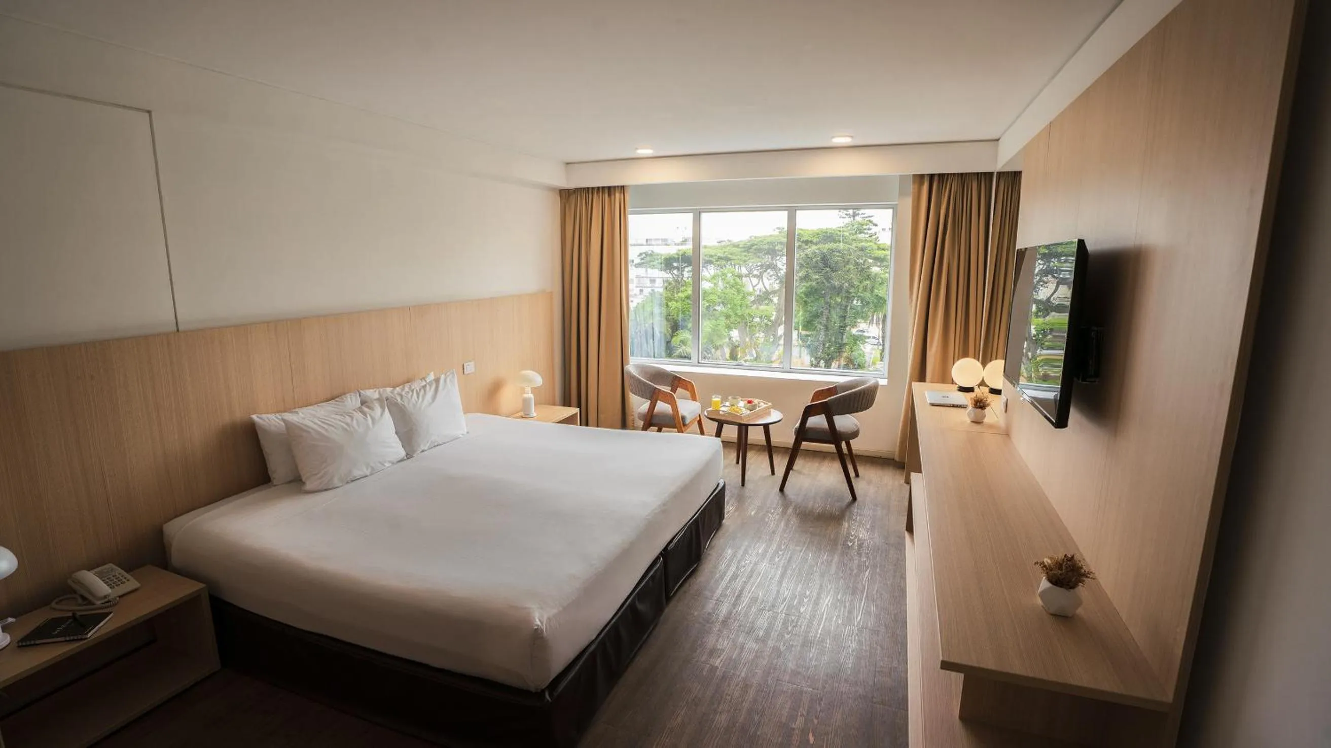 Bed in Dazzler by Wyndham Lima Miraflores