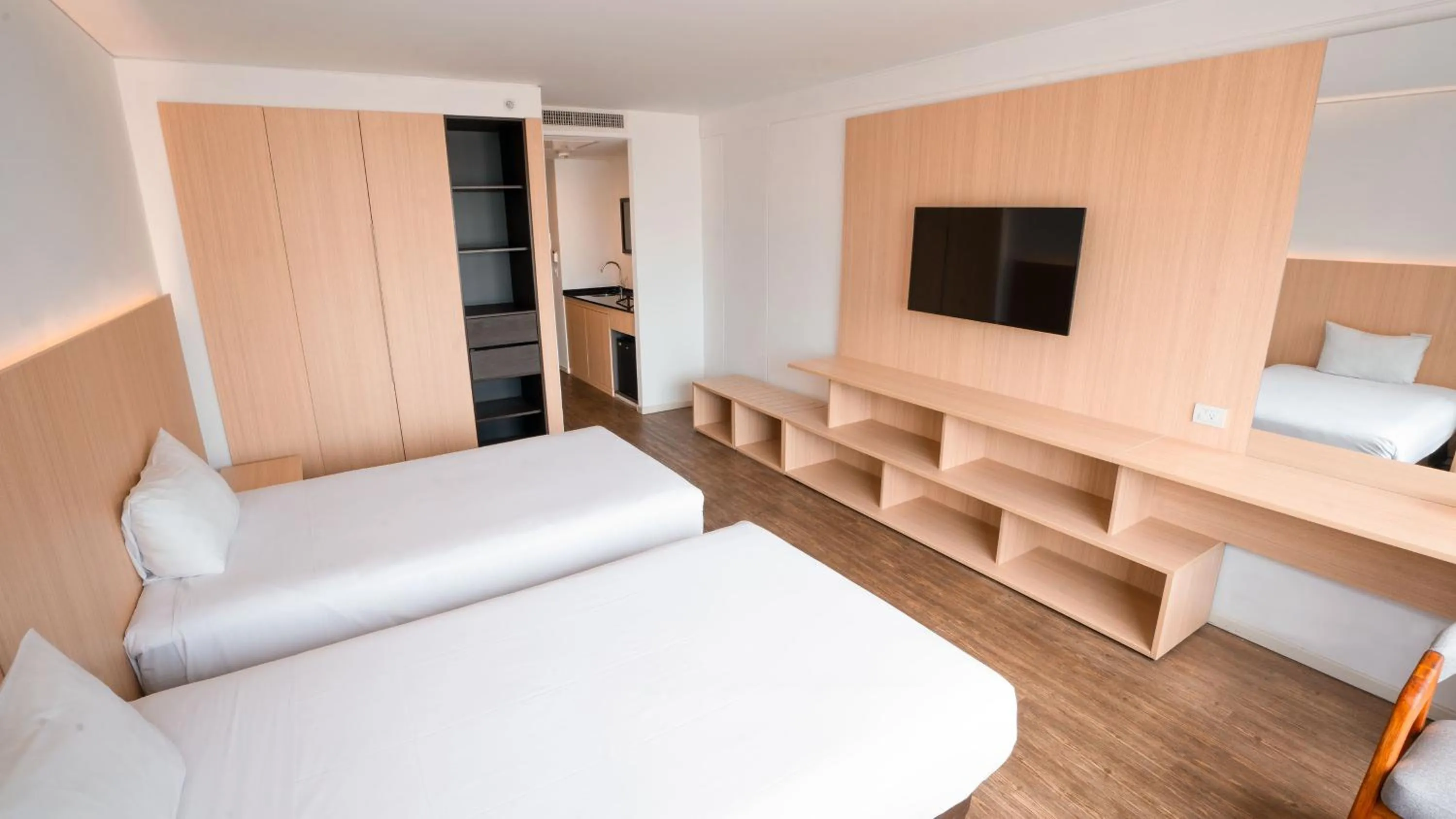 Bed in Dazzler by Wyndham Lima Miraflores