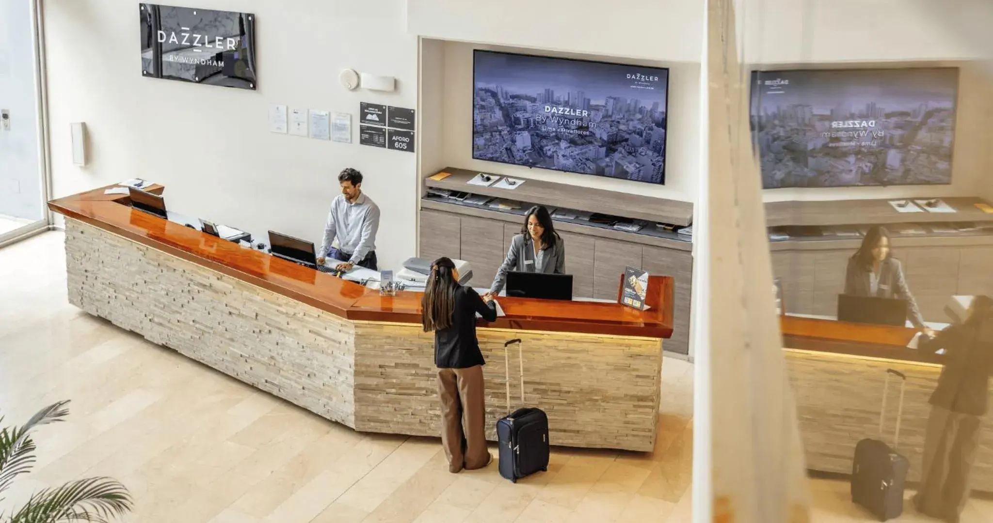Lobby or reception in Dazzler by Wyndham Lima Miraflores Lobby or reception in Dazzler by Wyndham Lima Miraflores