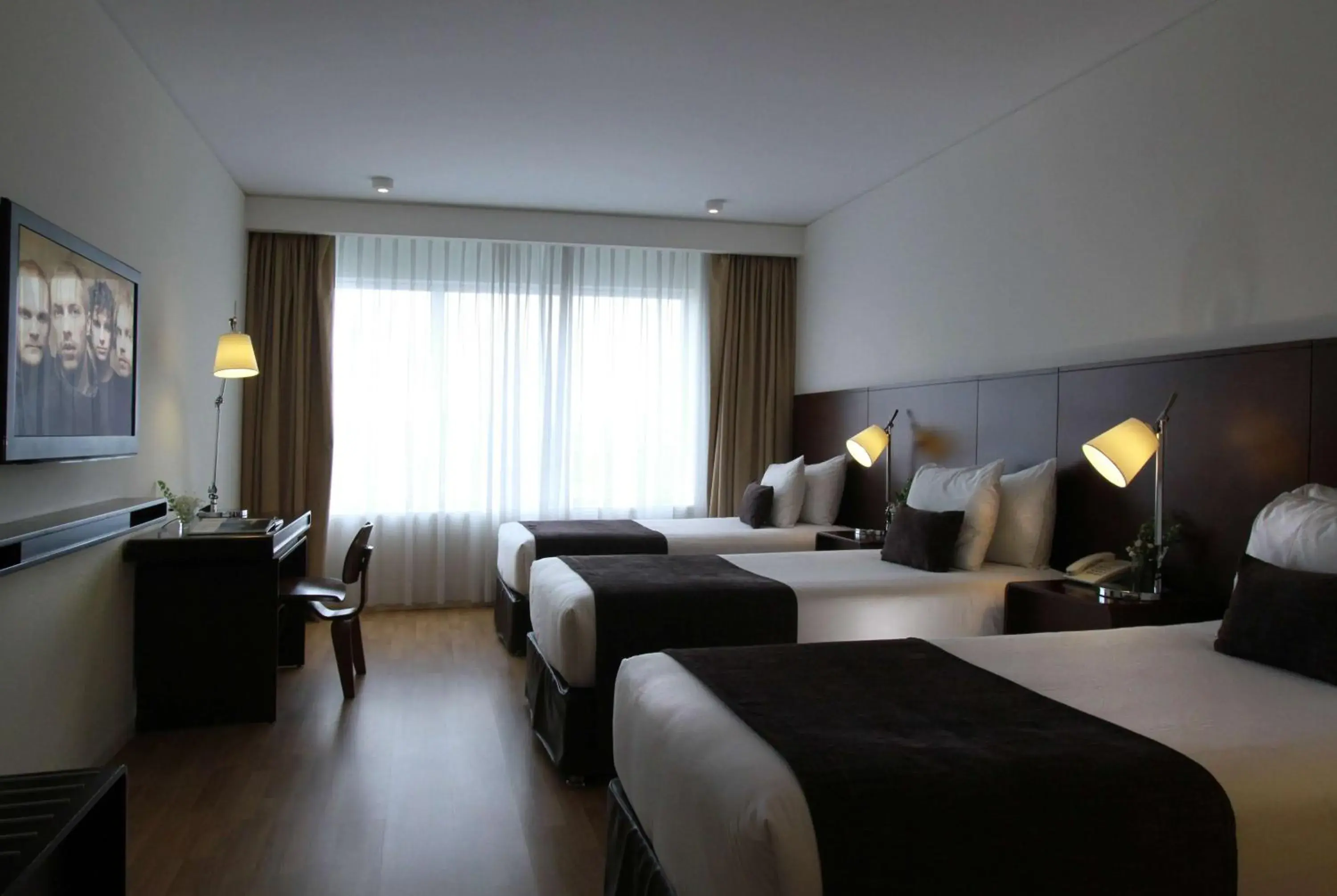 Photo of the whole room, Bed in Dazzler by Wyndham Lima Miraflores Photo of the whole room, Bed in Dazzler by Wyndham Lima Miraflores