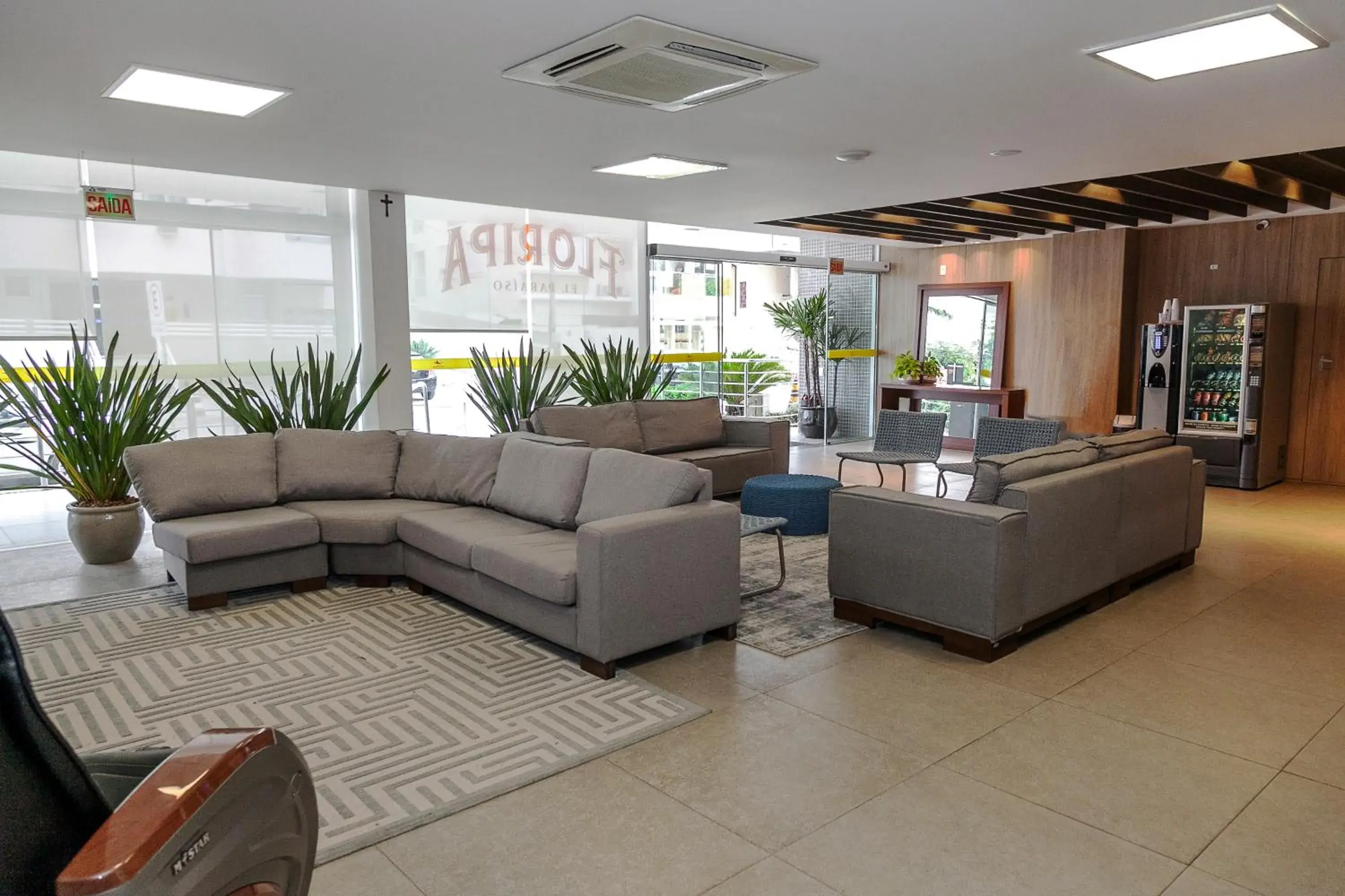 Lobby or reception in Canasvieiras IN - HCI Lobby or reception in Canasvieiras IN - HCI