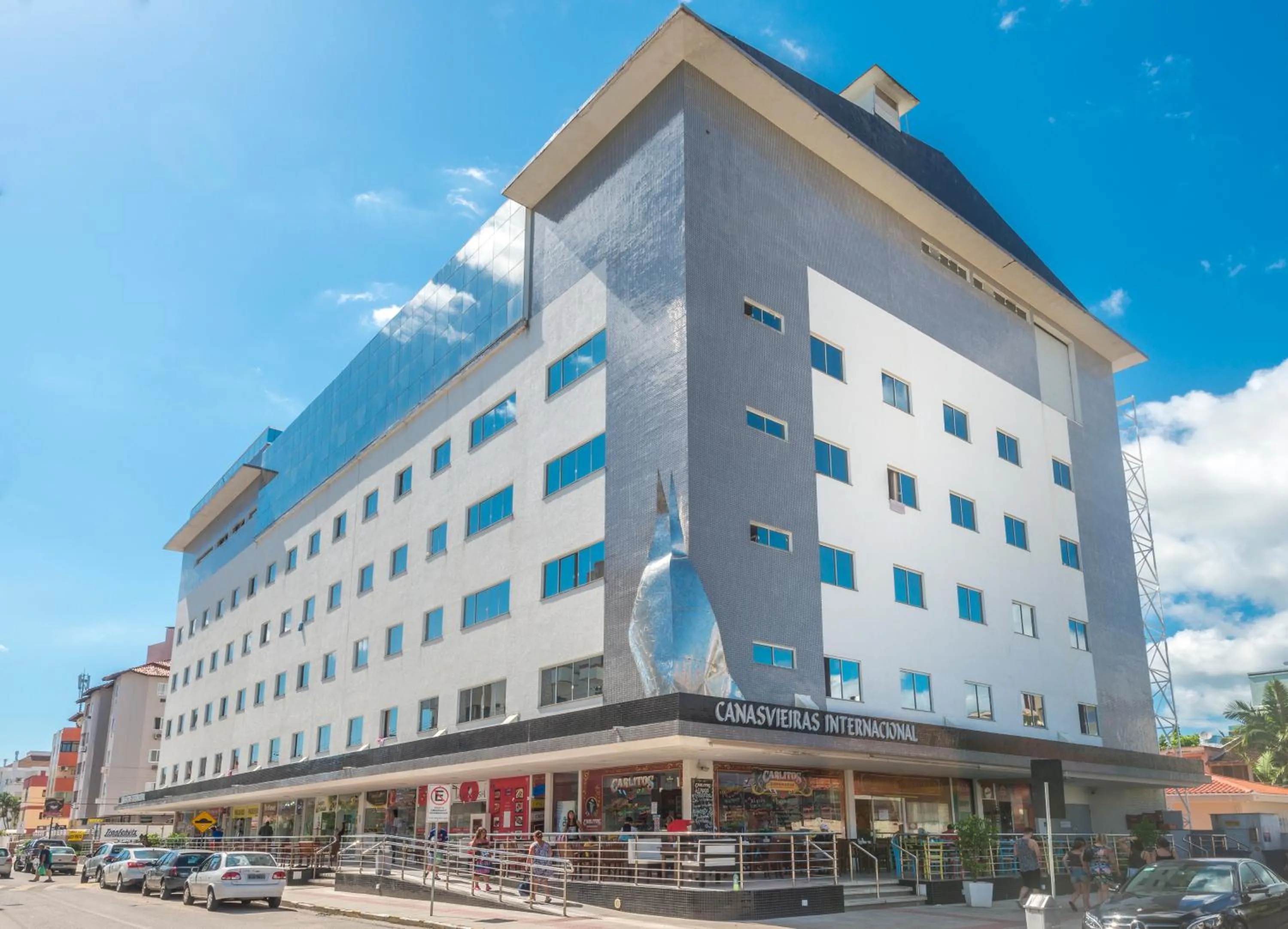 Facade/entrance in Canasvieiras IN - HCI