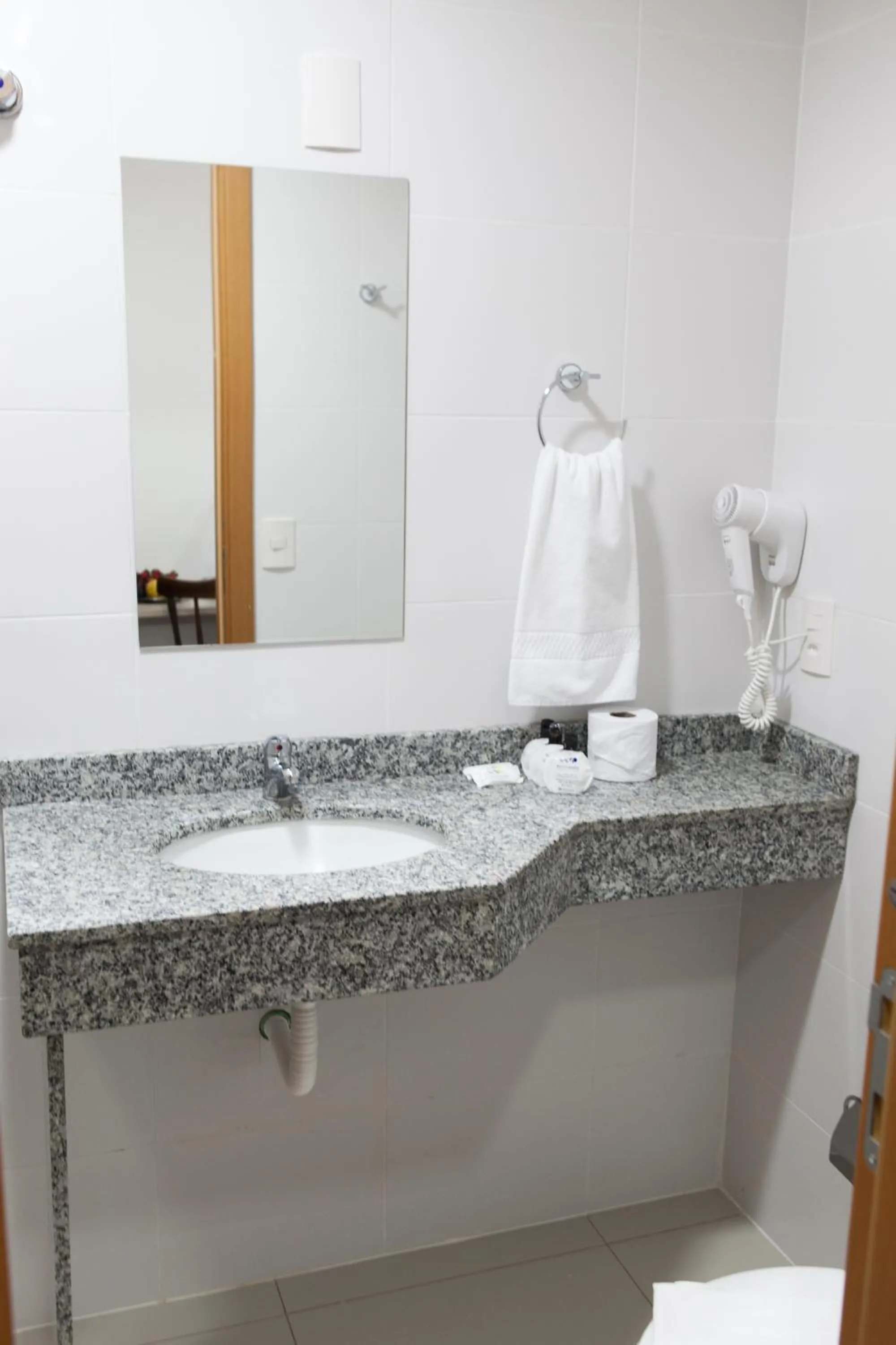 Bathroom in Canasvieiras IN - HCI