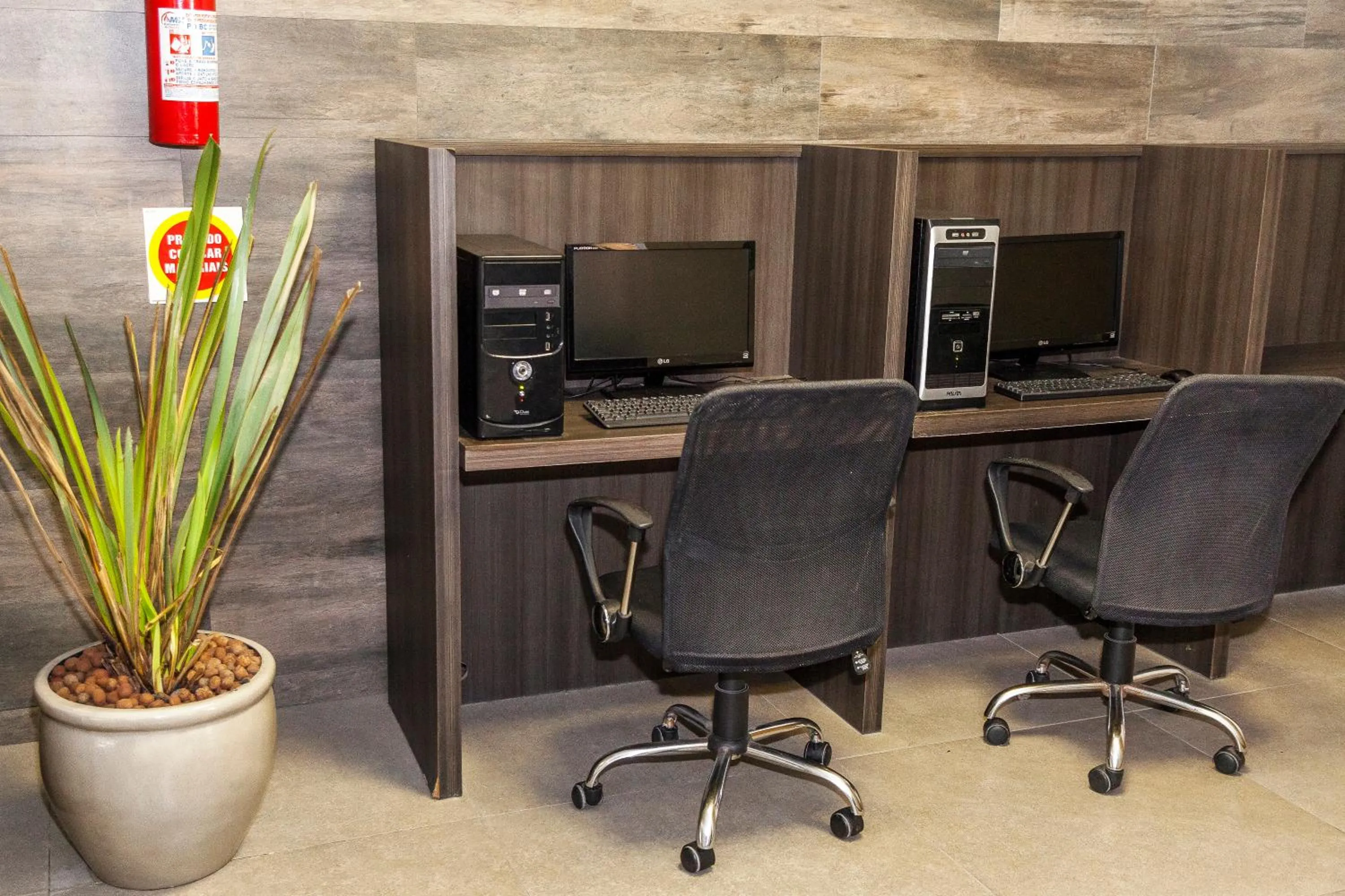 Area and facilities in Canasvieiras IN - HCI