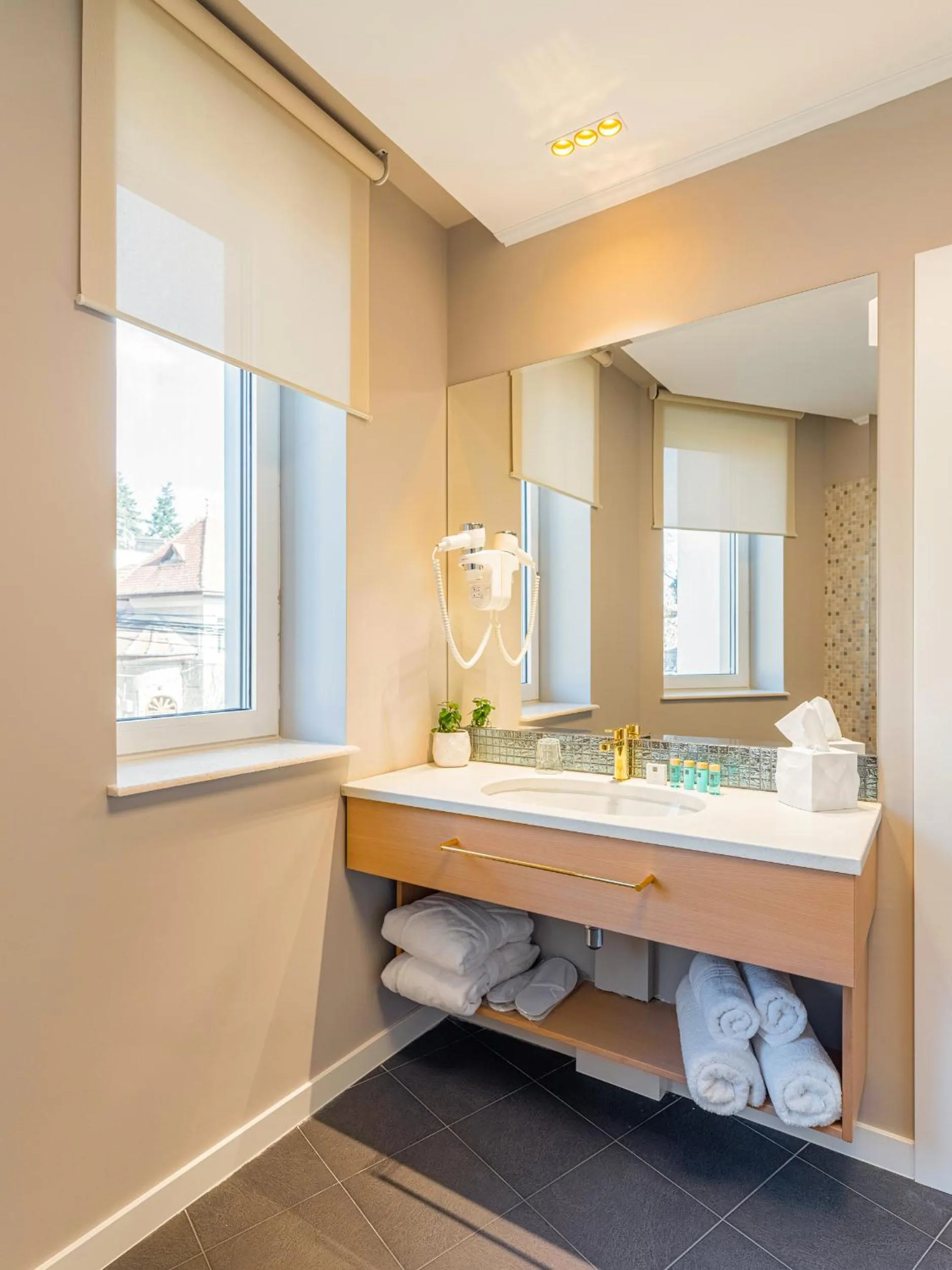 Bathroom in Pergola Boutique Hotel