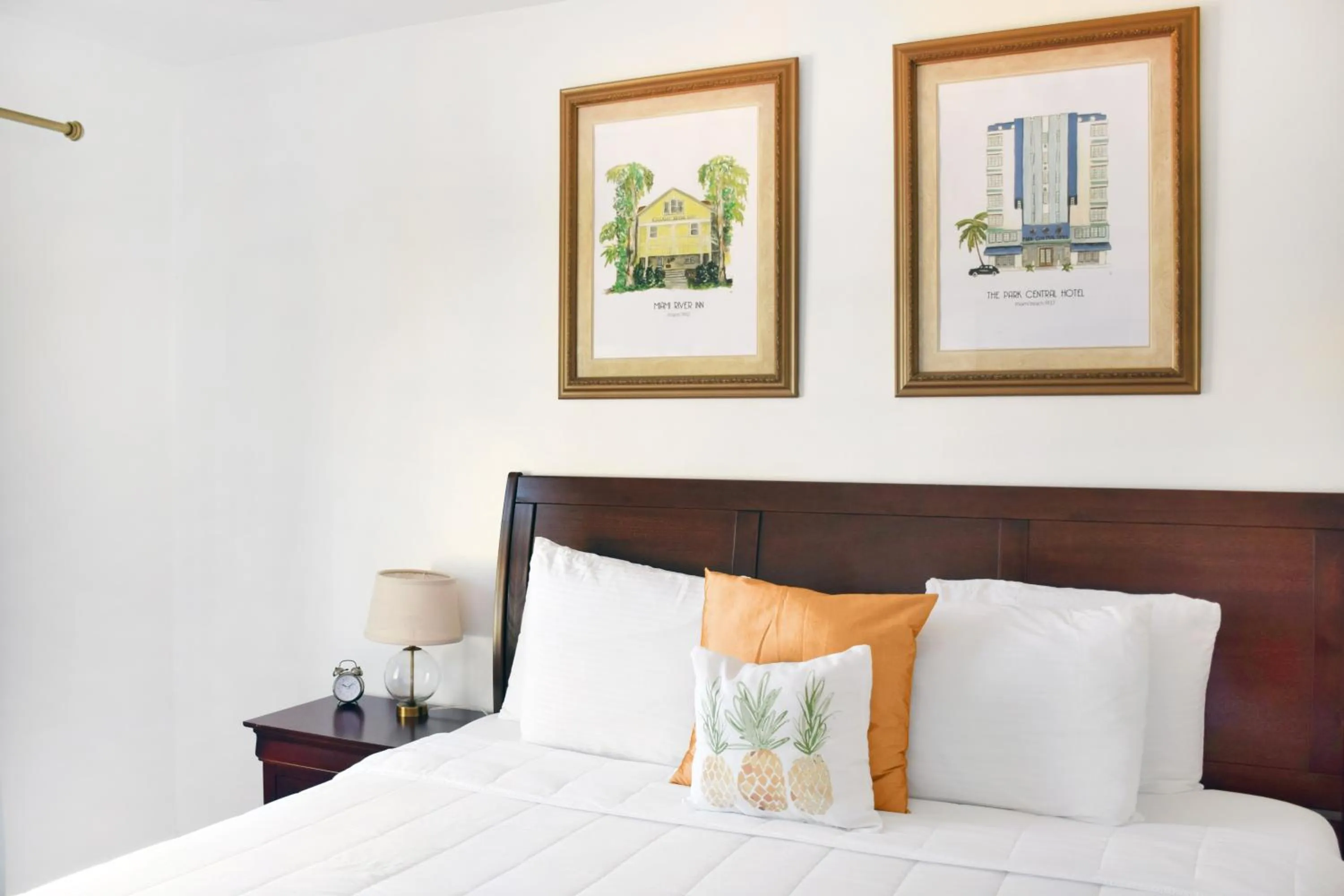 Bedroom, Bed in Beach Park Hotel