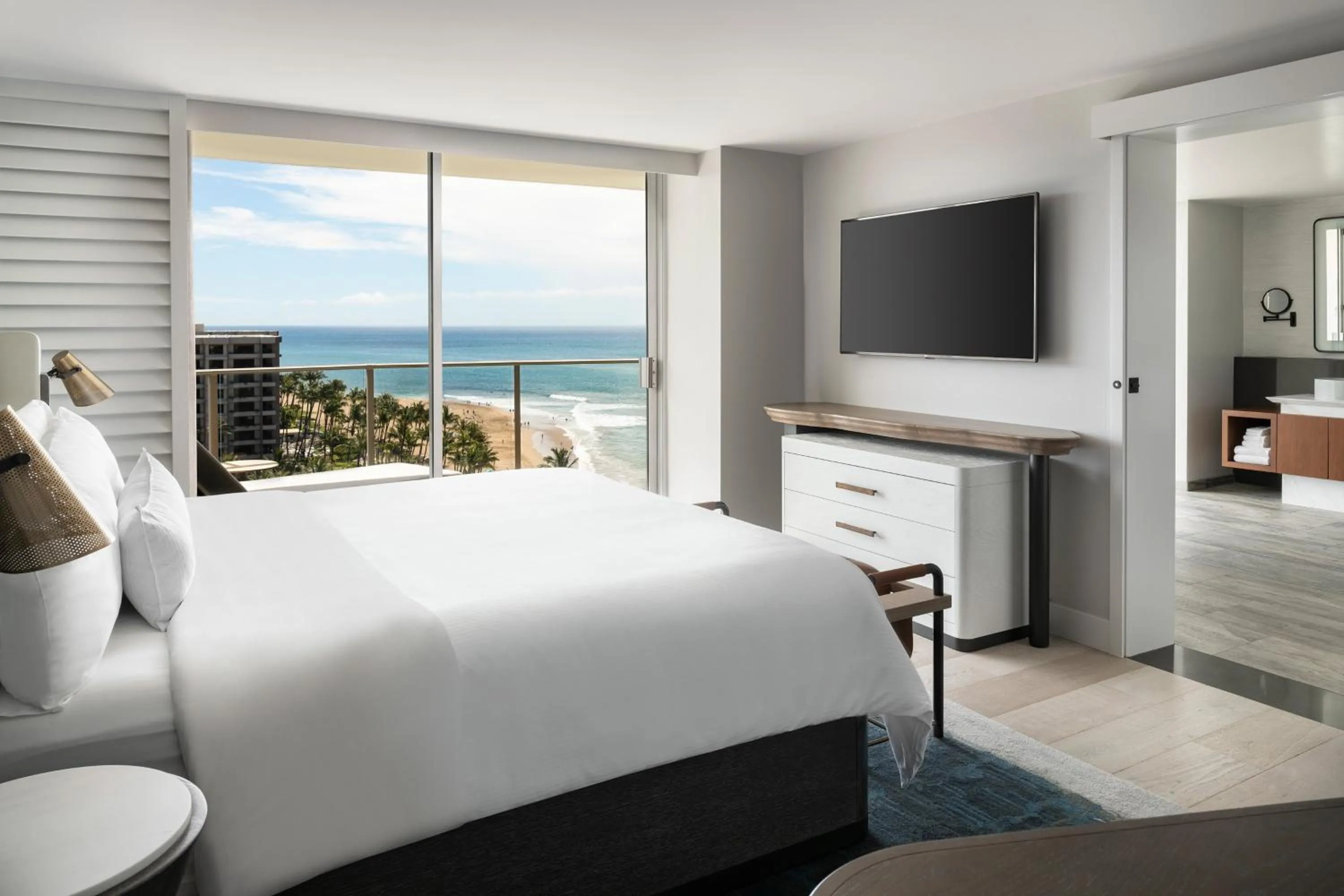 Beach, Bed in The Westin Maui Resort & Spa, Ka'anapali