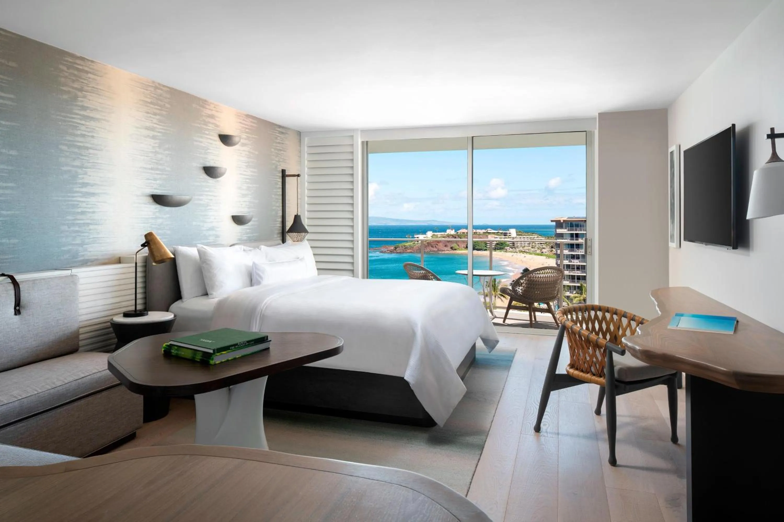 Photo of the whole room, Bed in The Westin Maui Resort & Spa, Ka'anapali