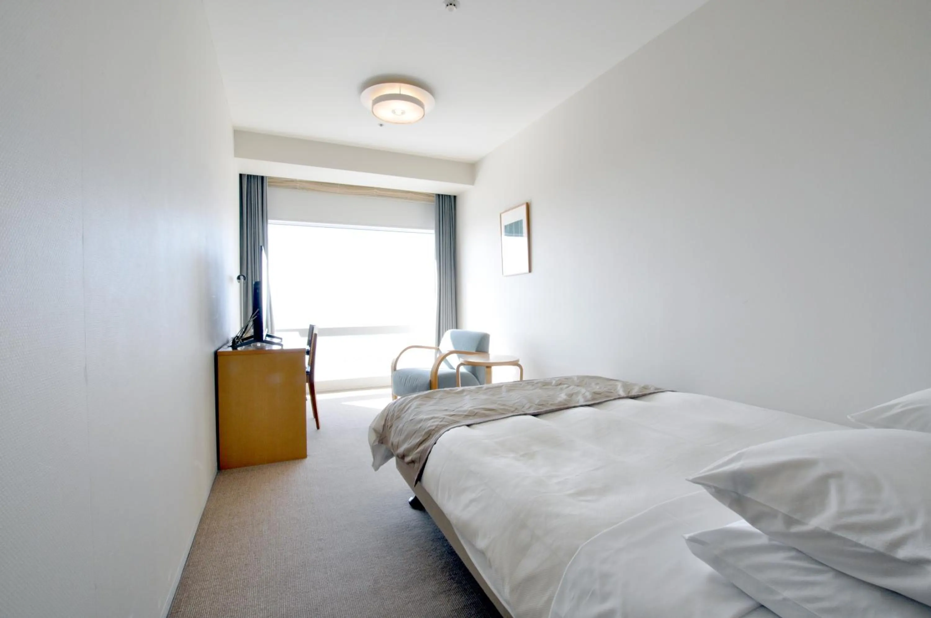 Photo of the whole room, Bed in Hotel Nikko Niigata