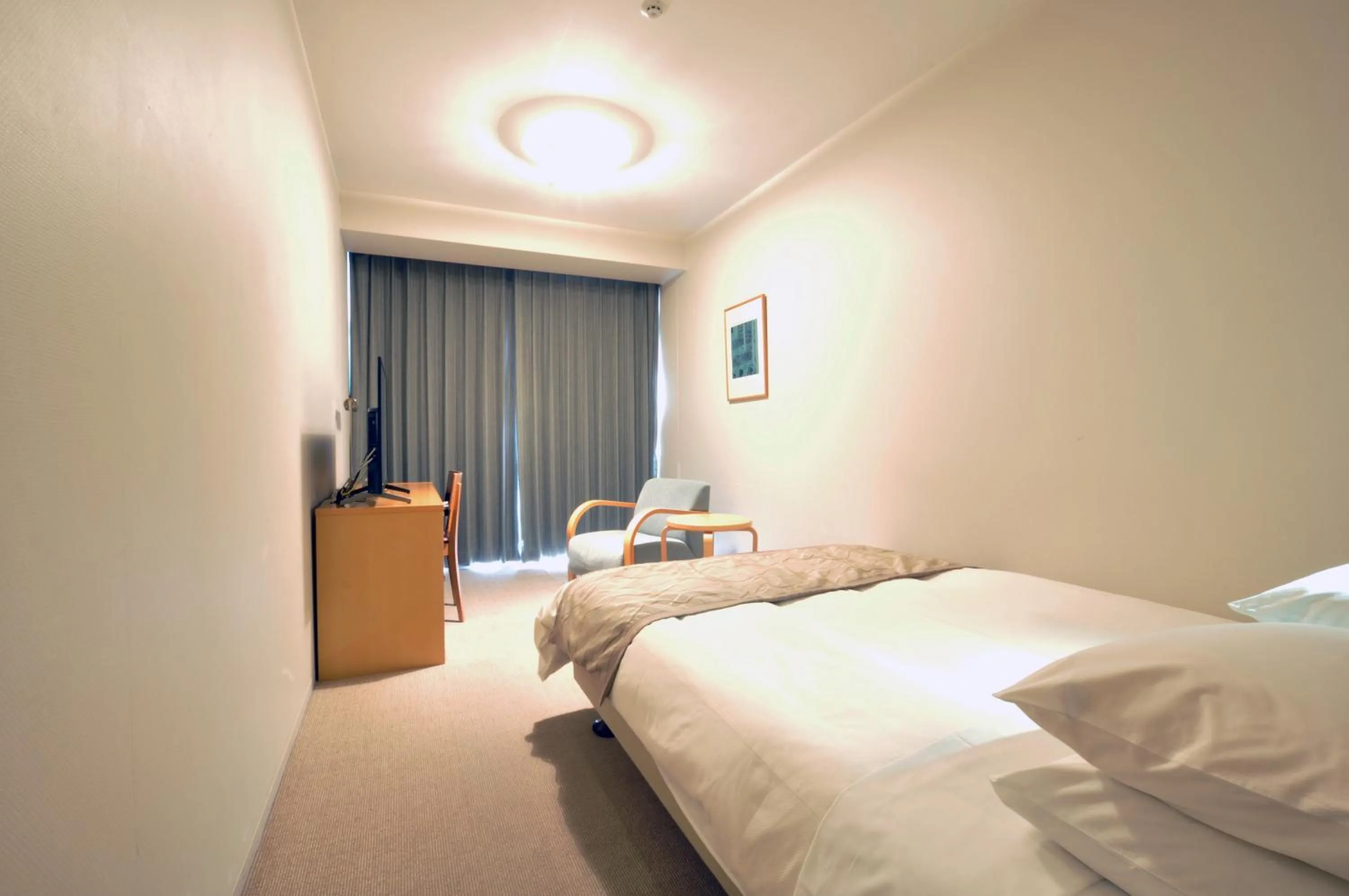 Photo of the whole room, Bed in Hotel Nikko Niigata