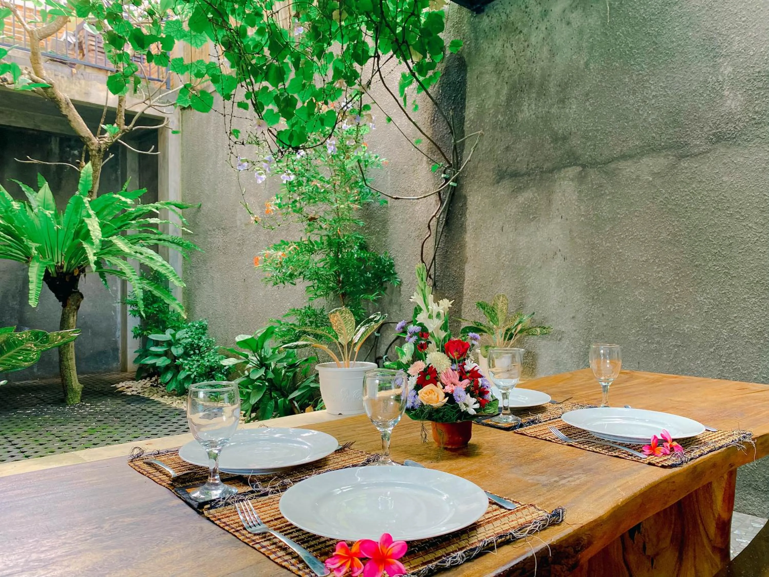 Dining area in The Green Home Bali