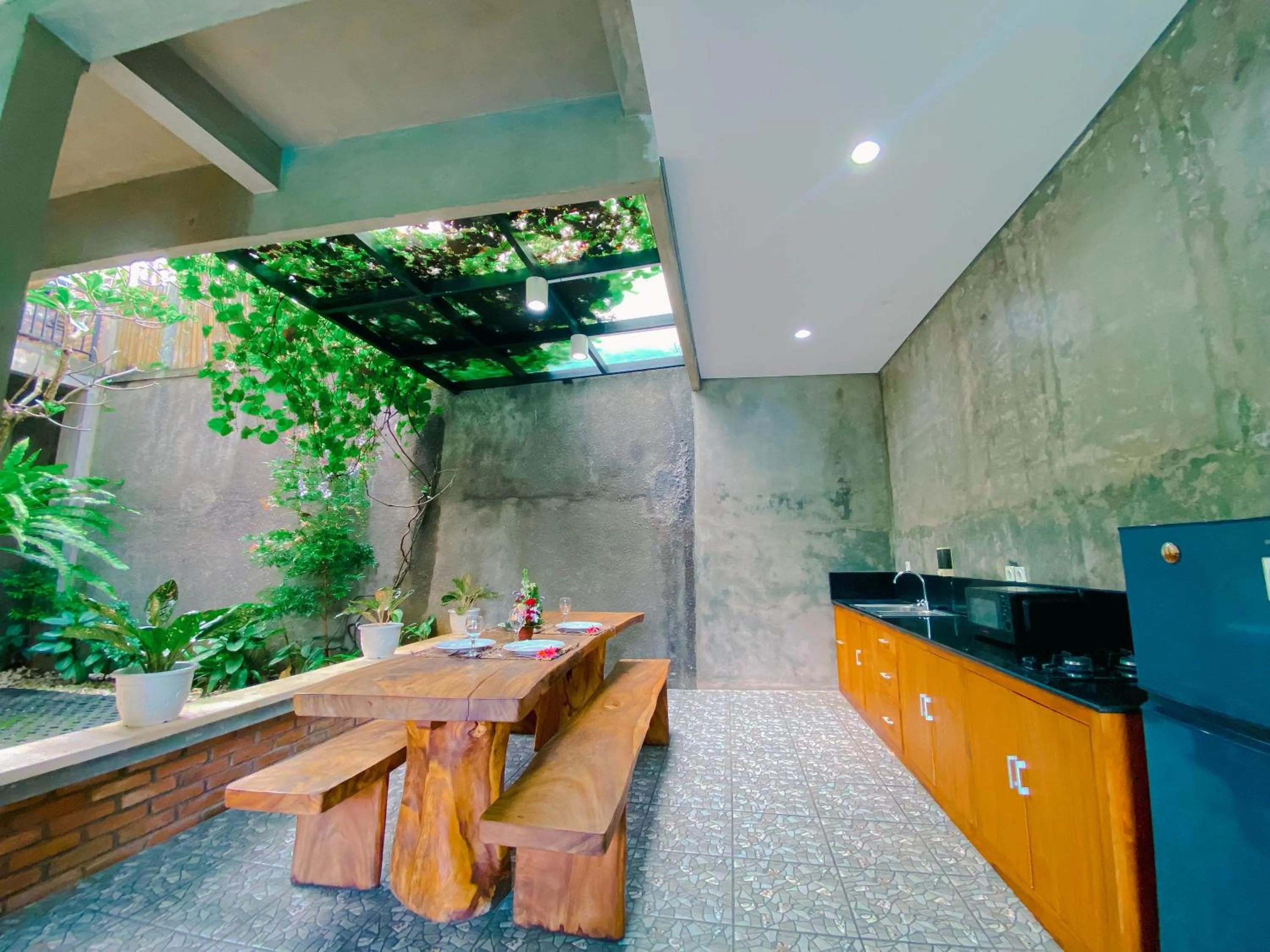 Dining area in The Green Home Bali